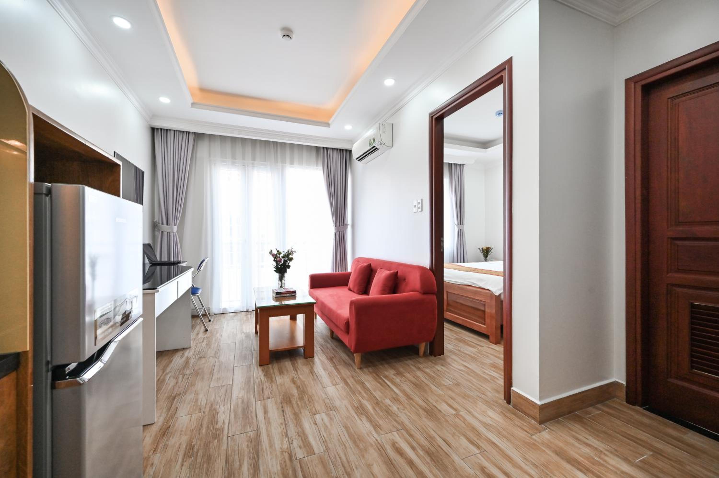 Genie Hotel & Serviced Apartments