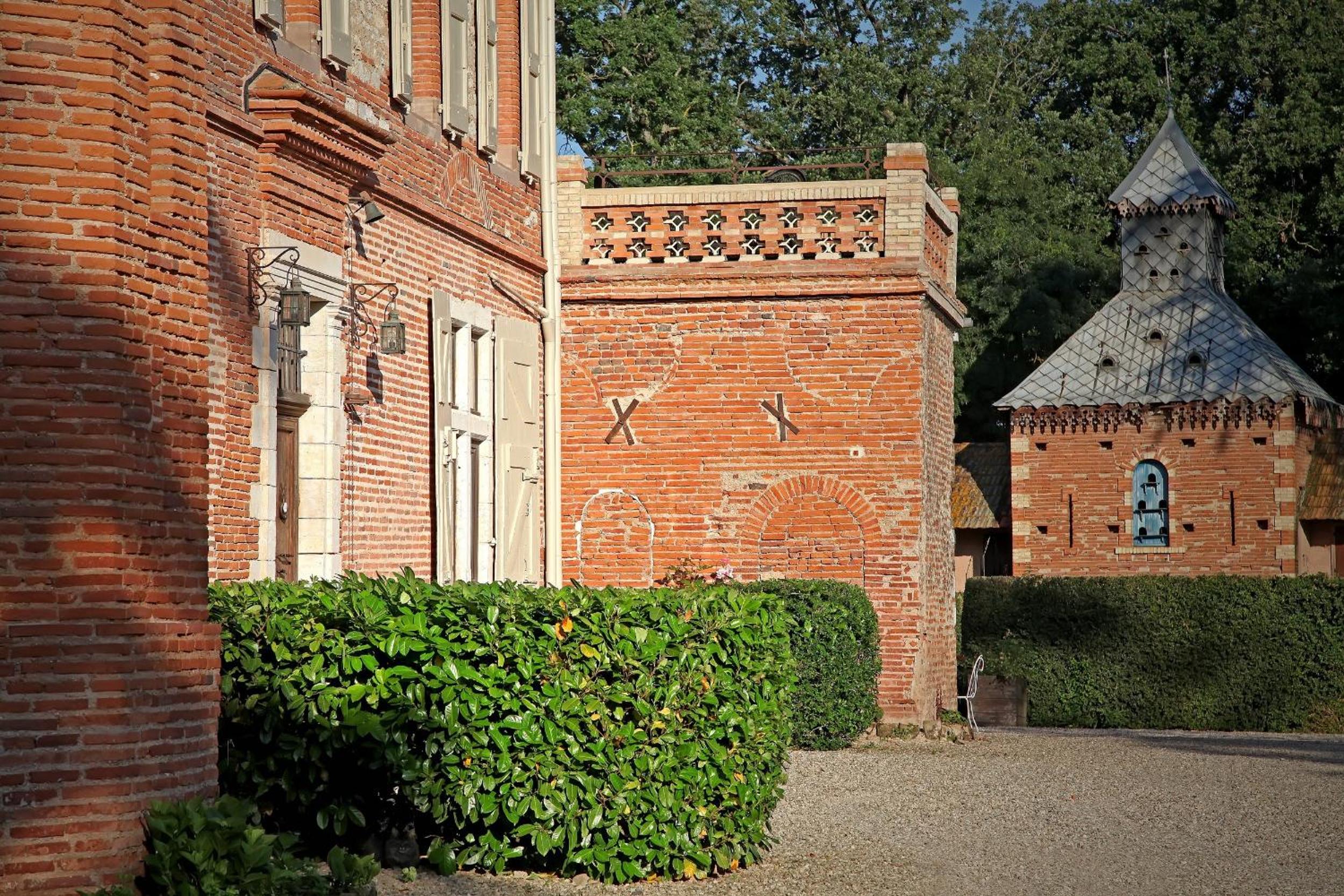 Domaine du Buc, Le Château