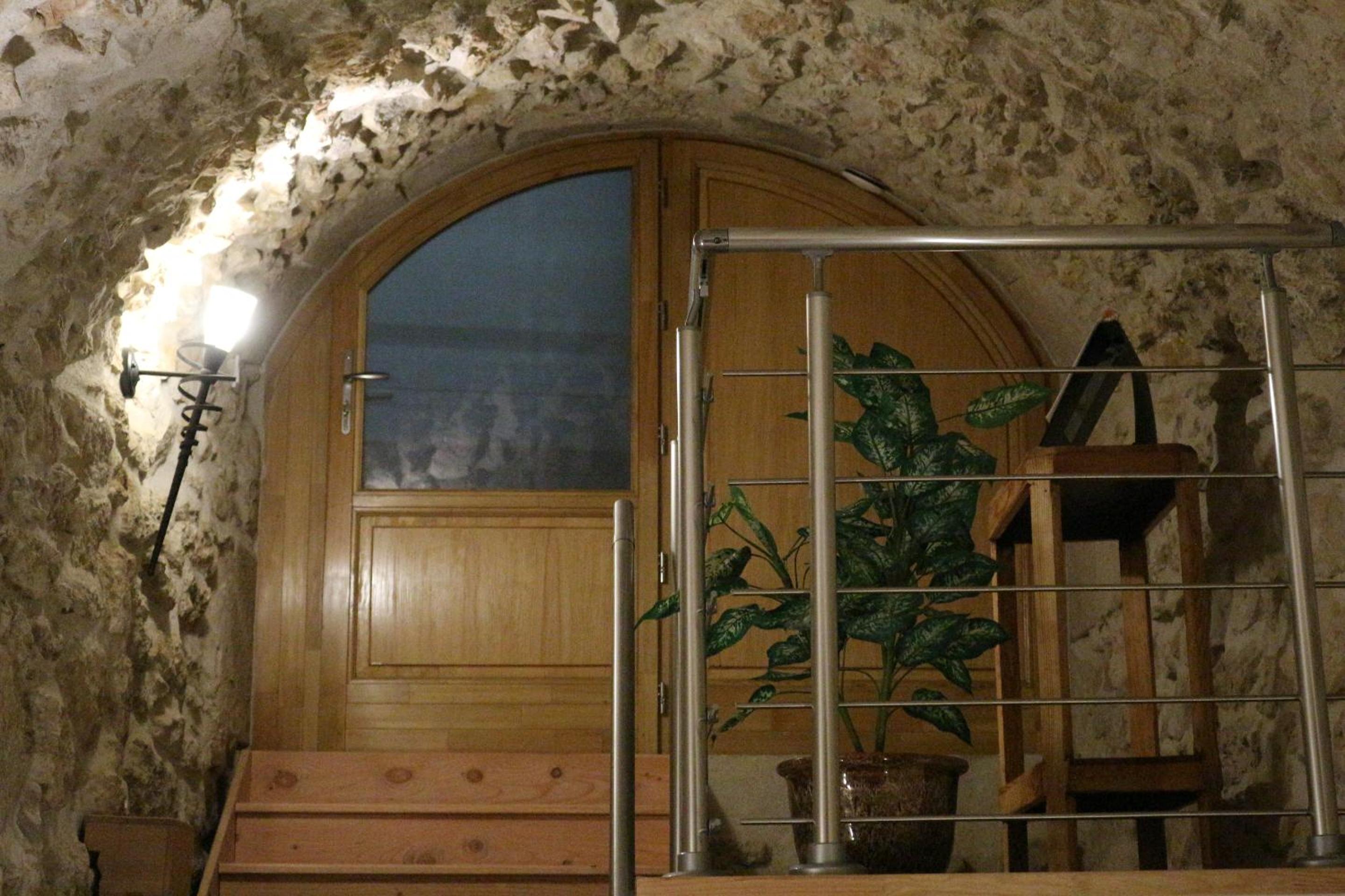 Photo 48