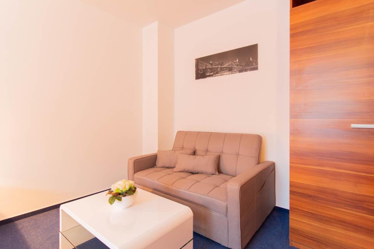LIPNO WELLNESS - FRYMBURK C112 private family room