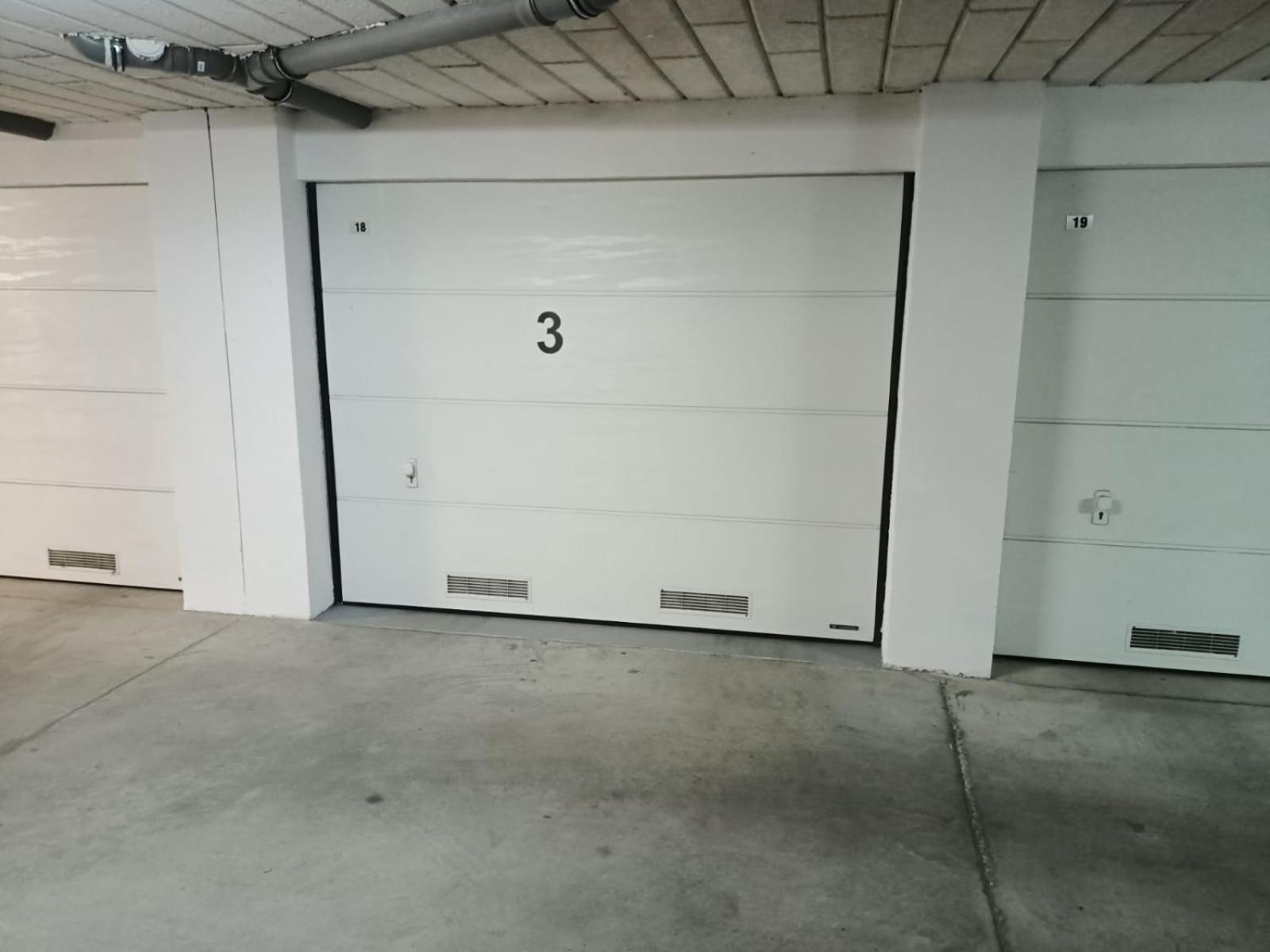 Photo 33