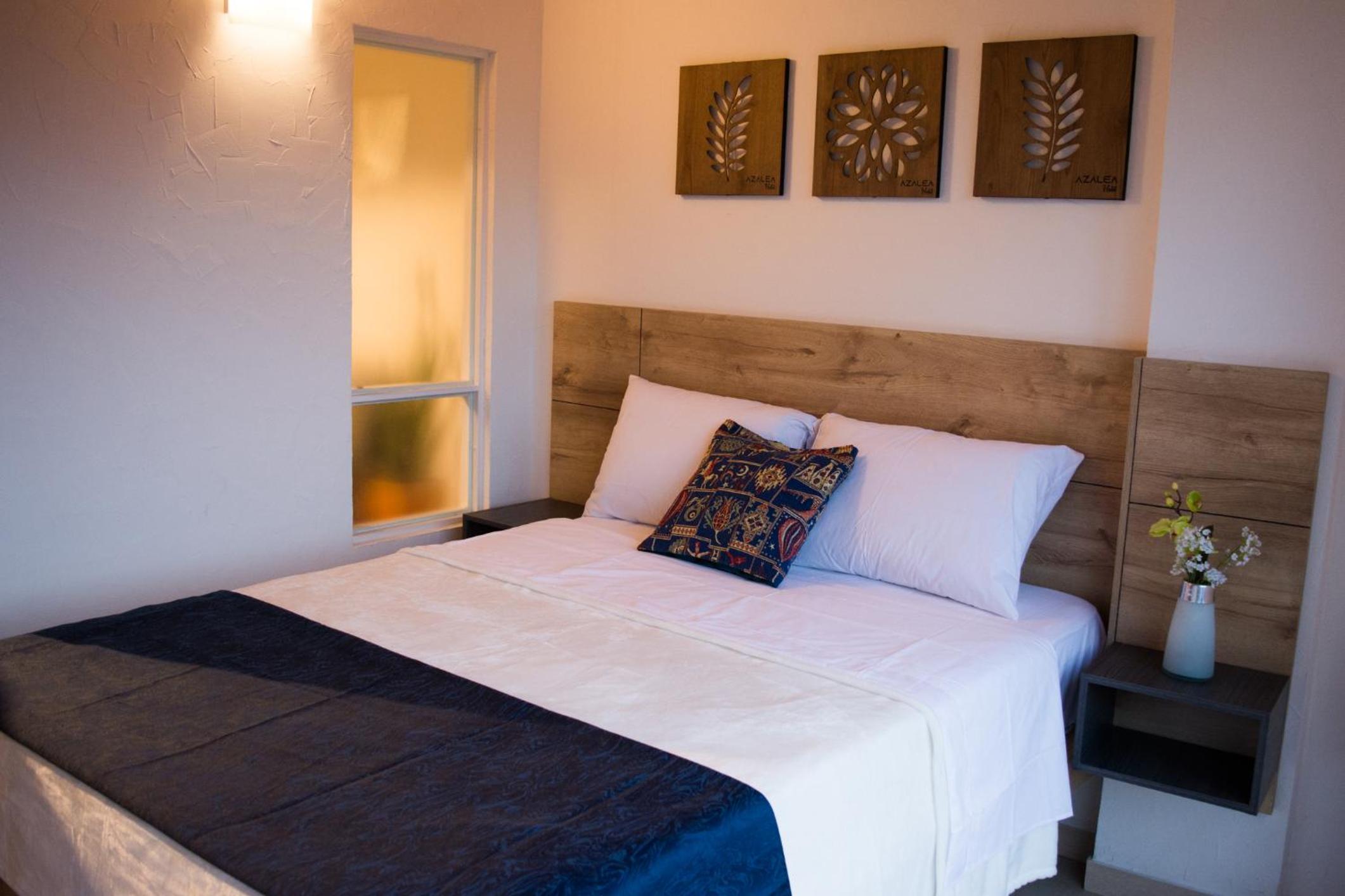 Hotel Azalea Hotel - Image 1