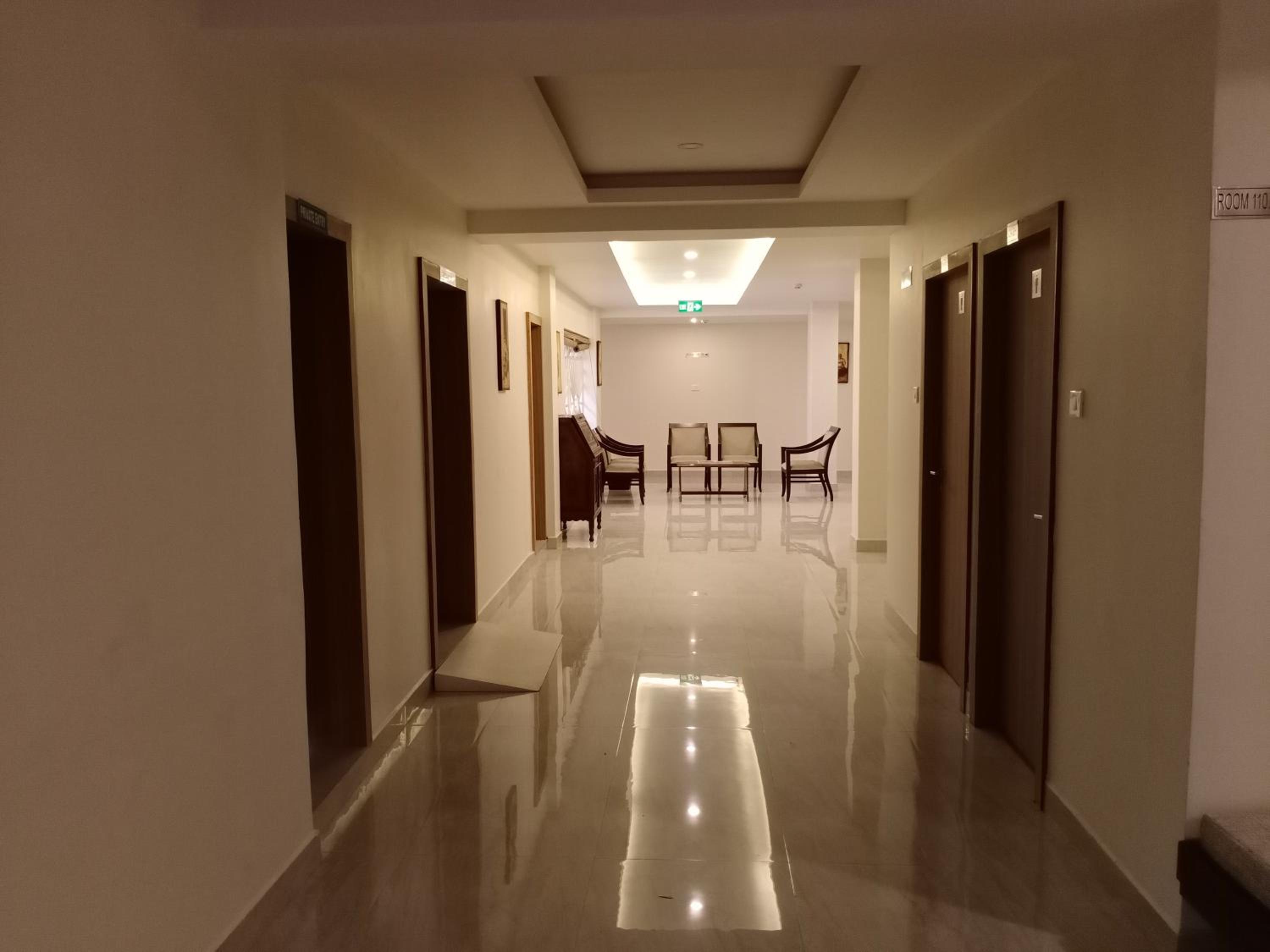Cochin Vacations - HOTEL GEO - Property Image 8