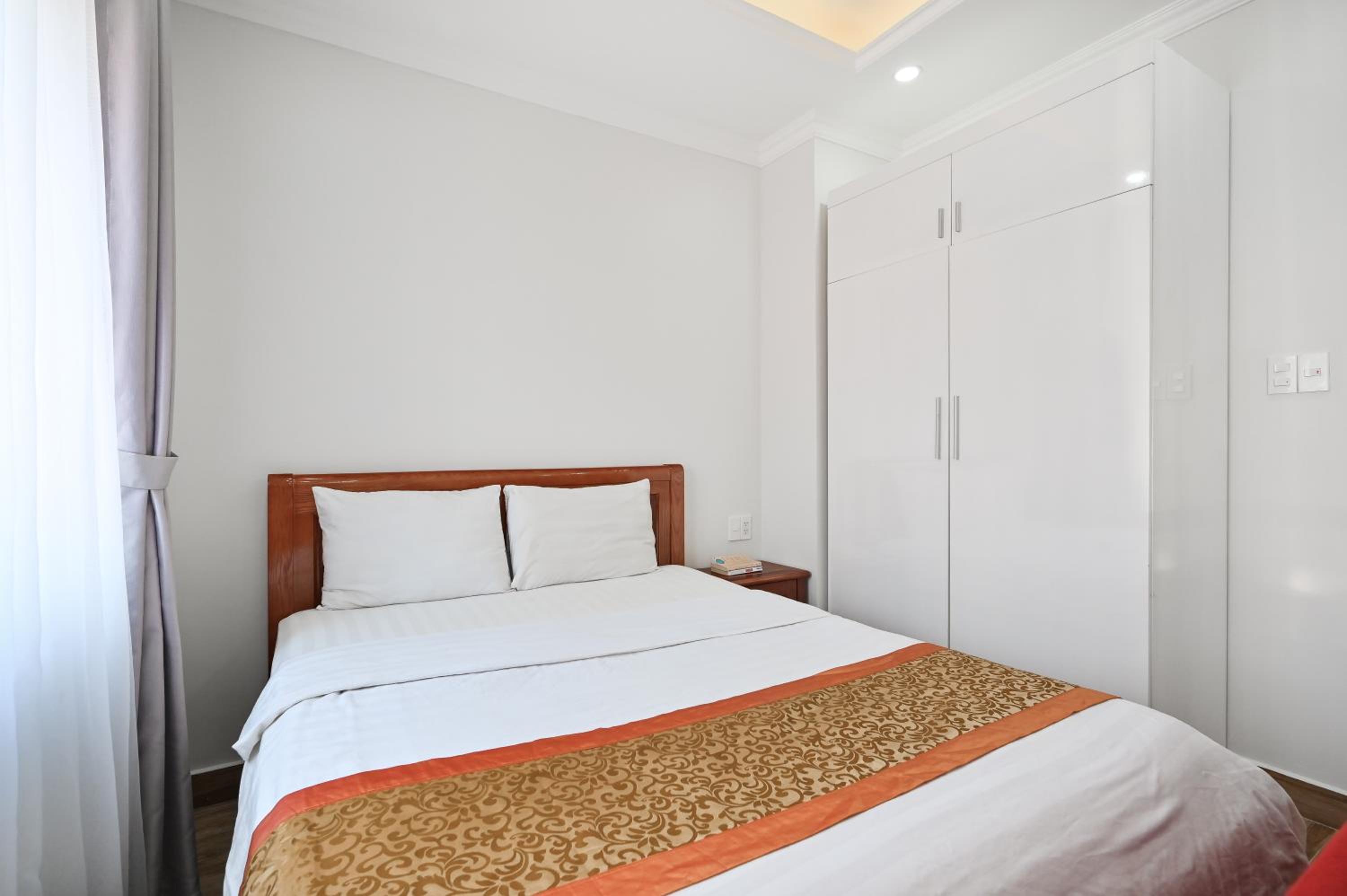 Genie Hotel & Serviced Apartments