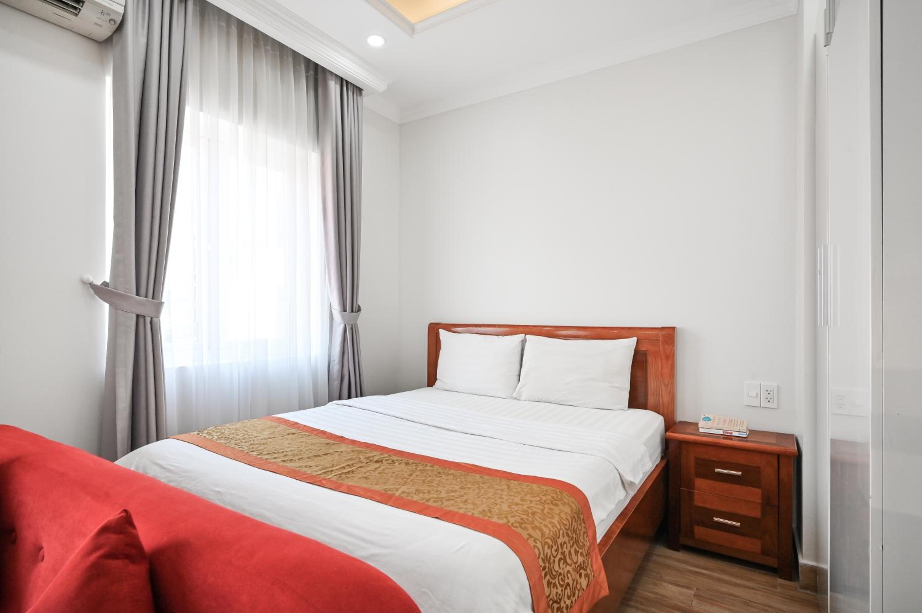 Genie Hotel & Serviced Apartments