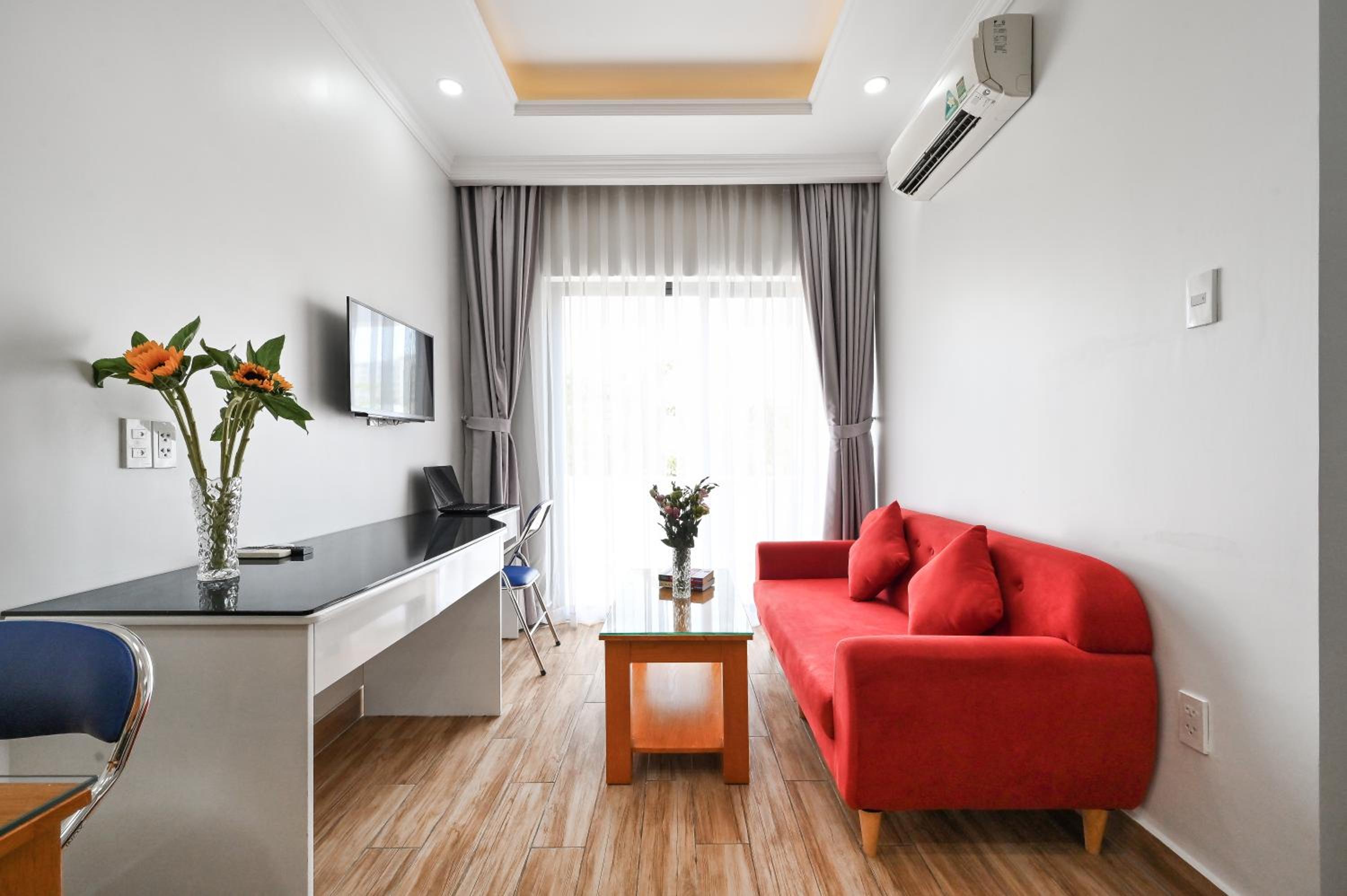 Genie Hotel & Serviced Apartments