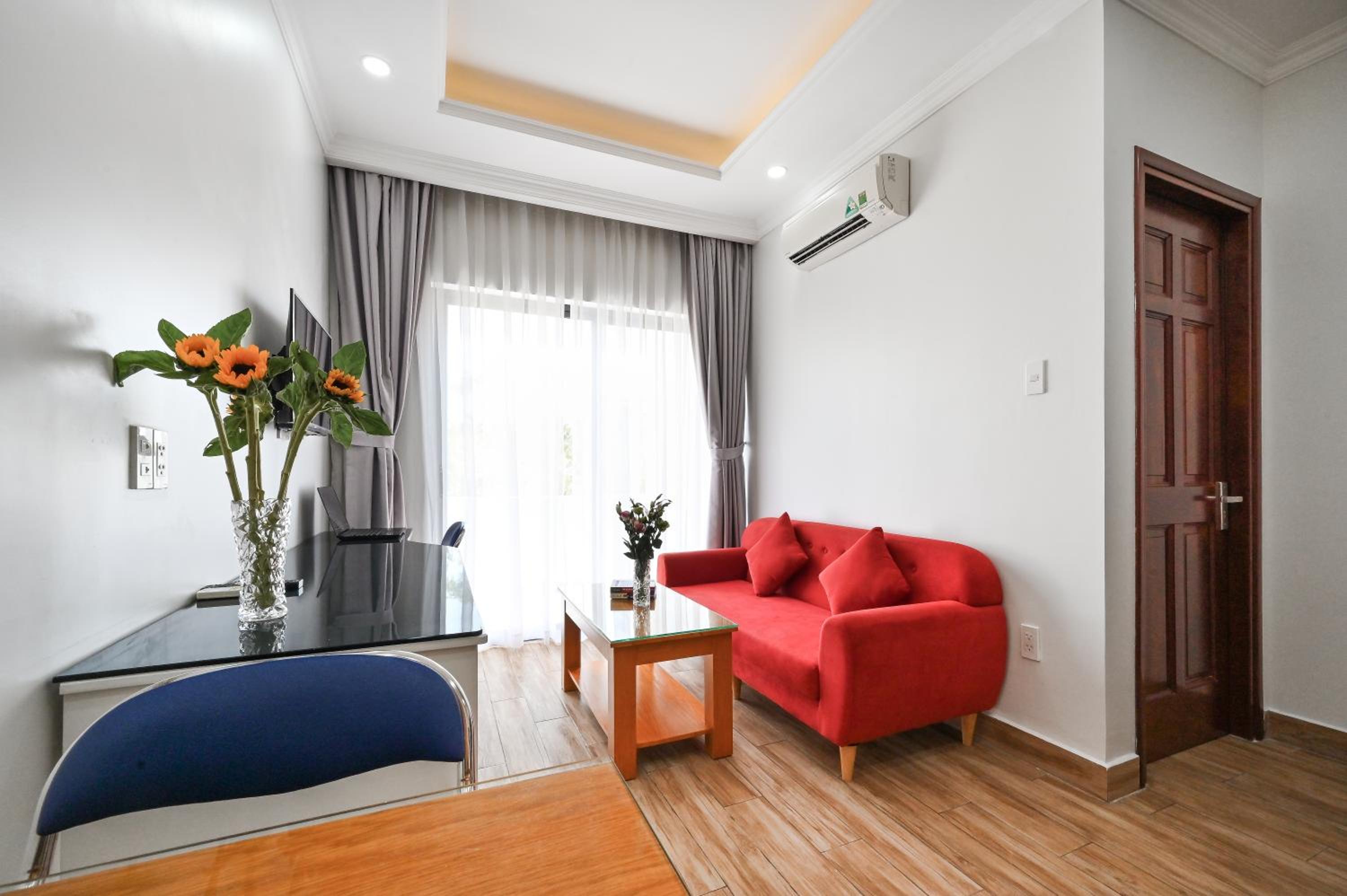 Genie Hotel & Serviced Apartments