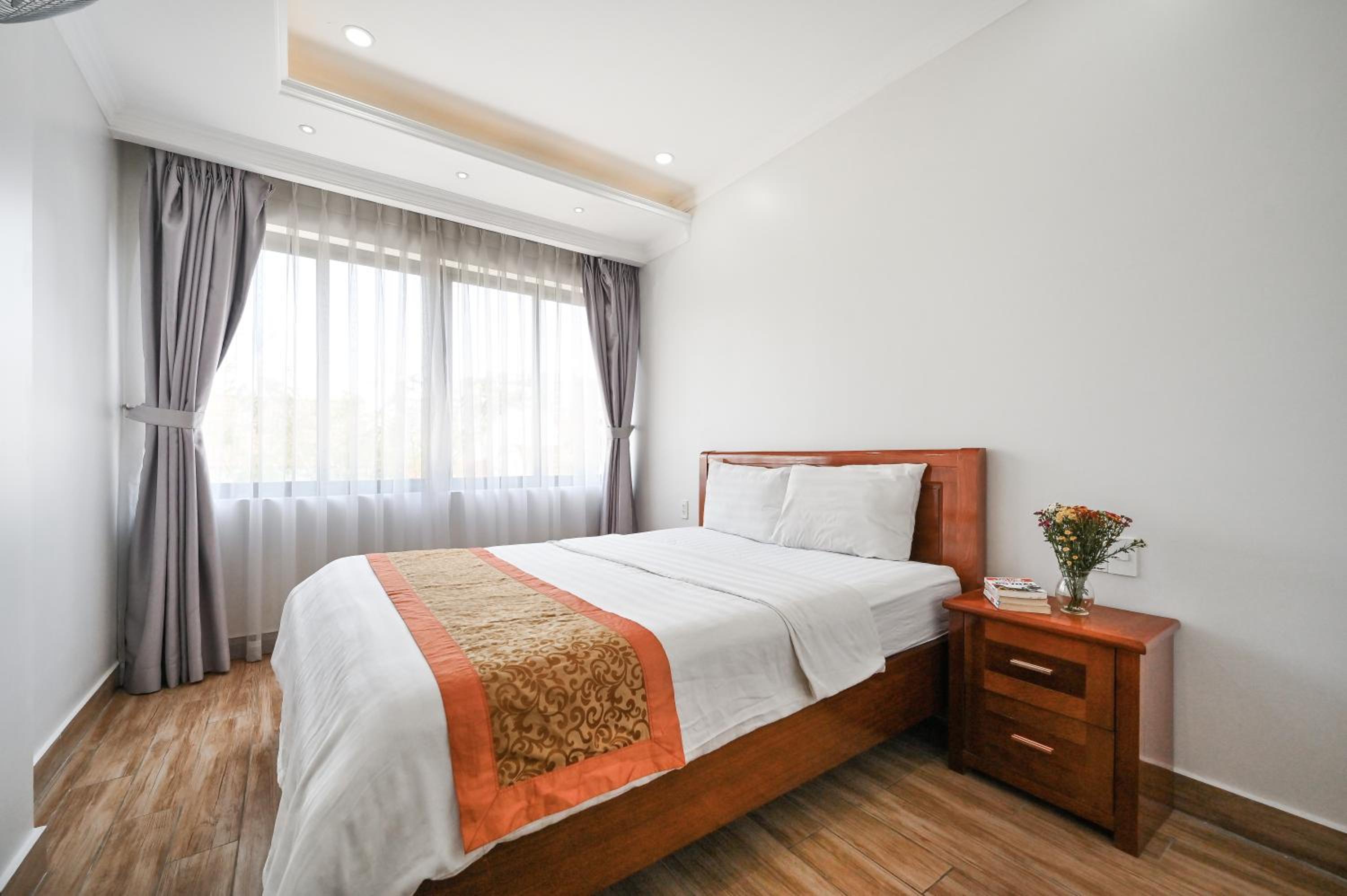 Genie Hotel & Serviced Apartments