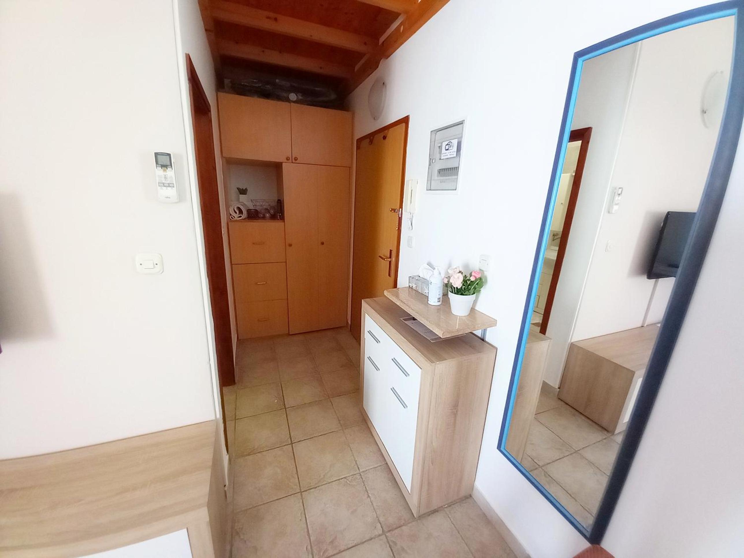 Apartment Karlo