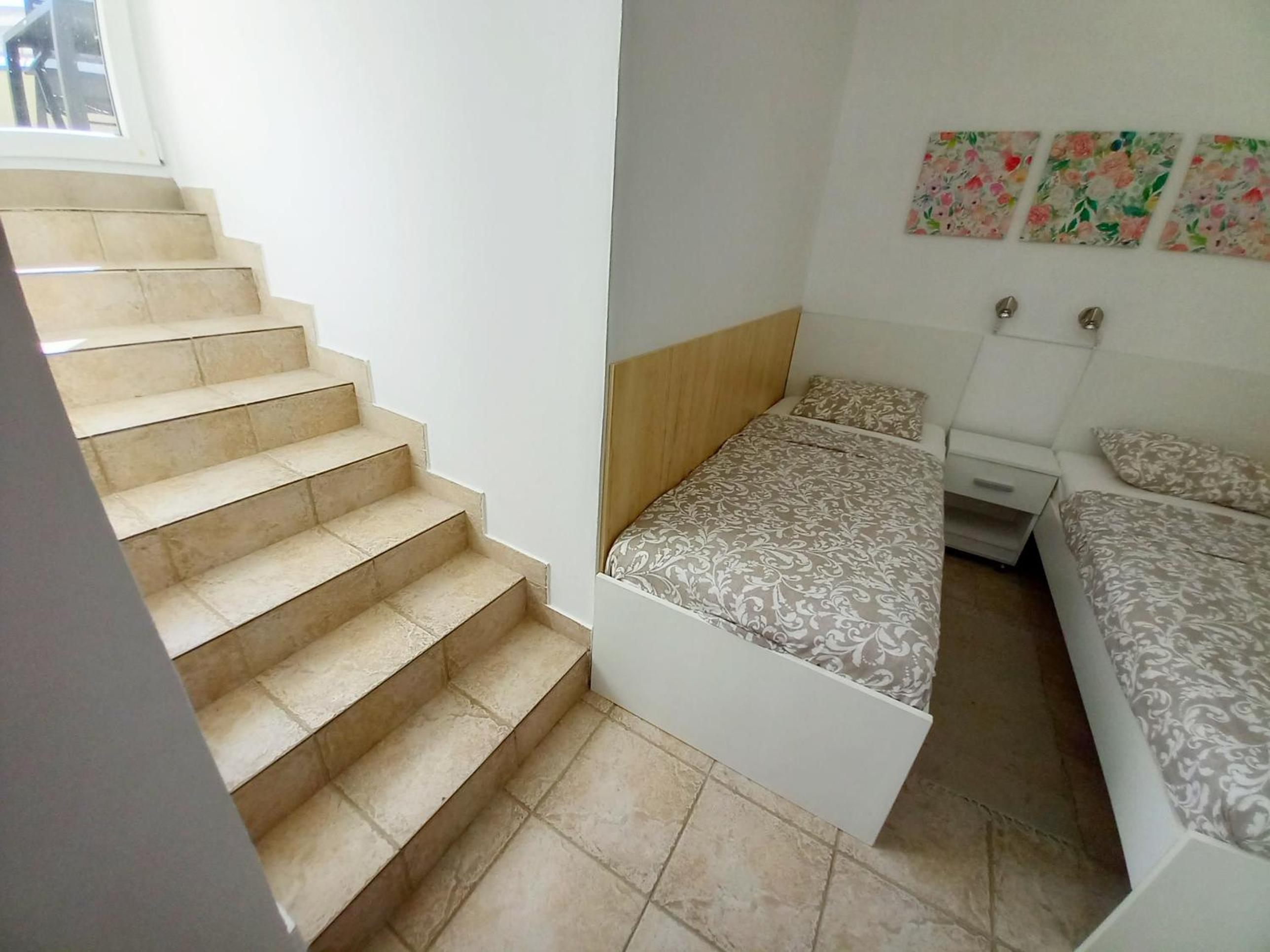 Apartment Karlo