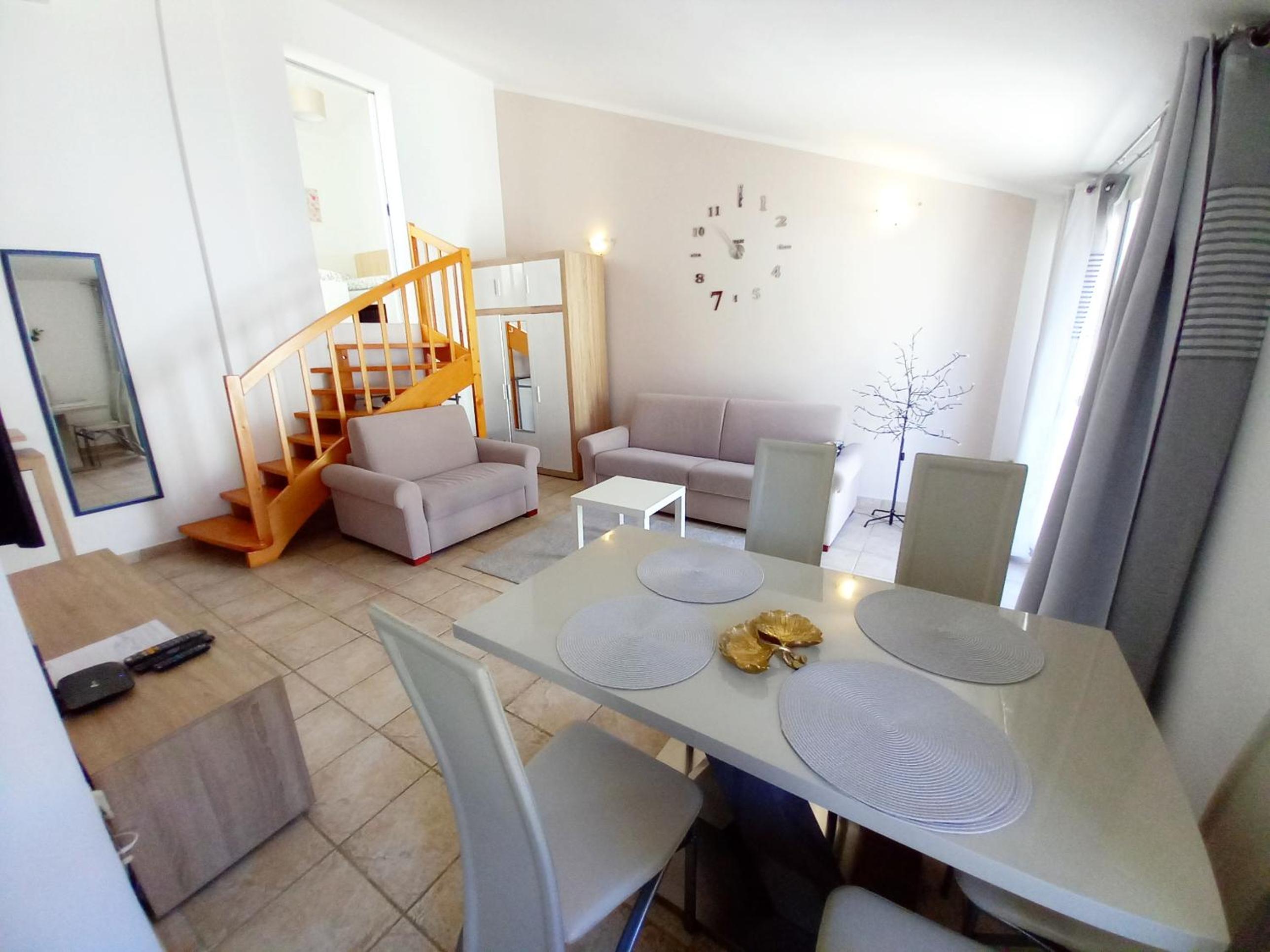 Apartment Karlo