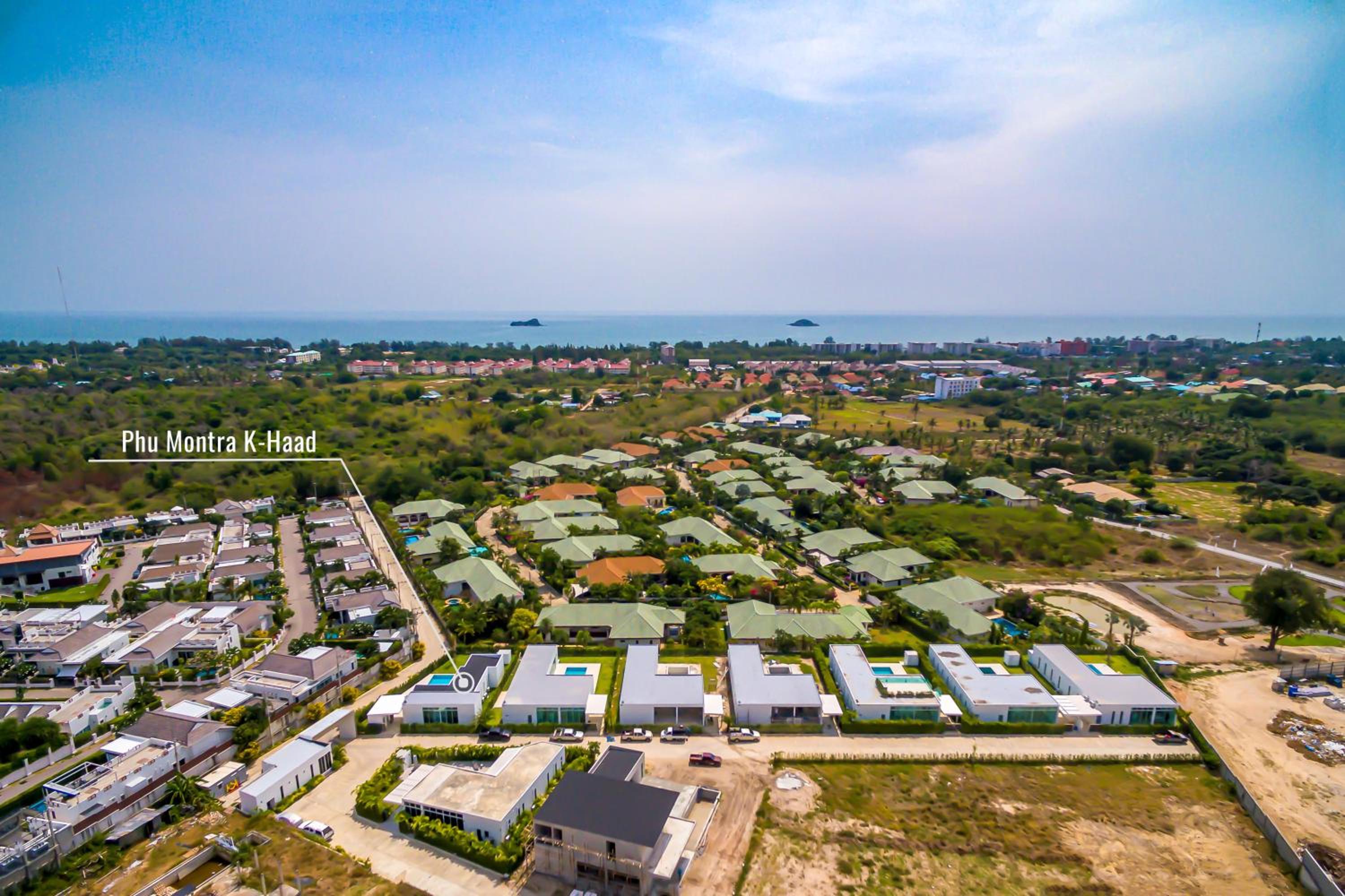 Modern 3 Bedroom Private Pool Villa KH-A1 view 2