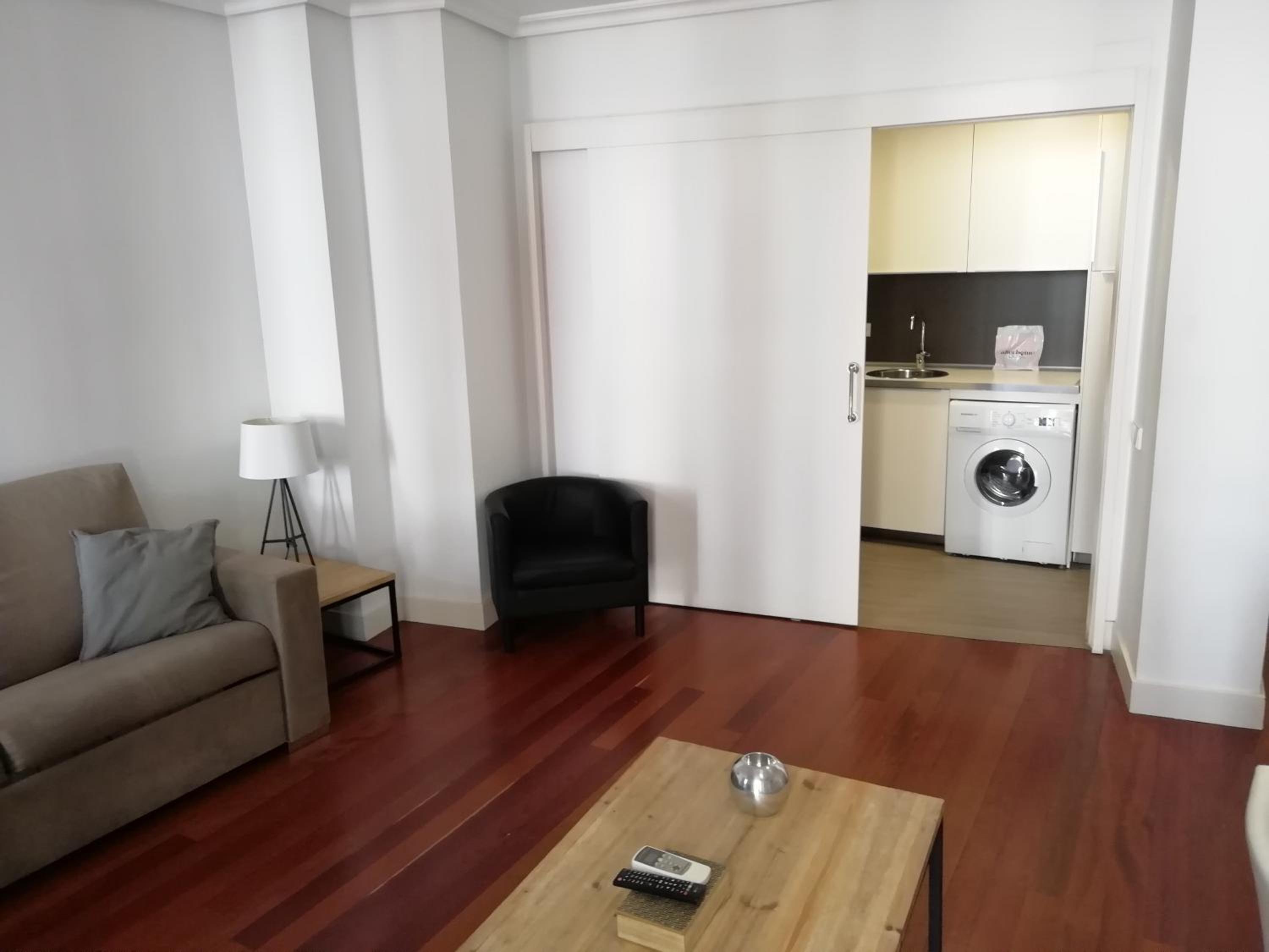 Apartamento con Estilo en Plaza España - Ubicación Premium