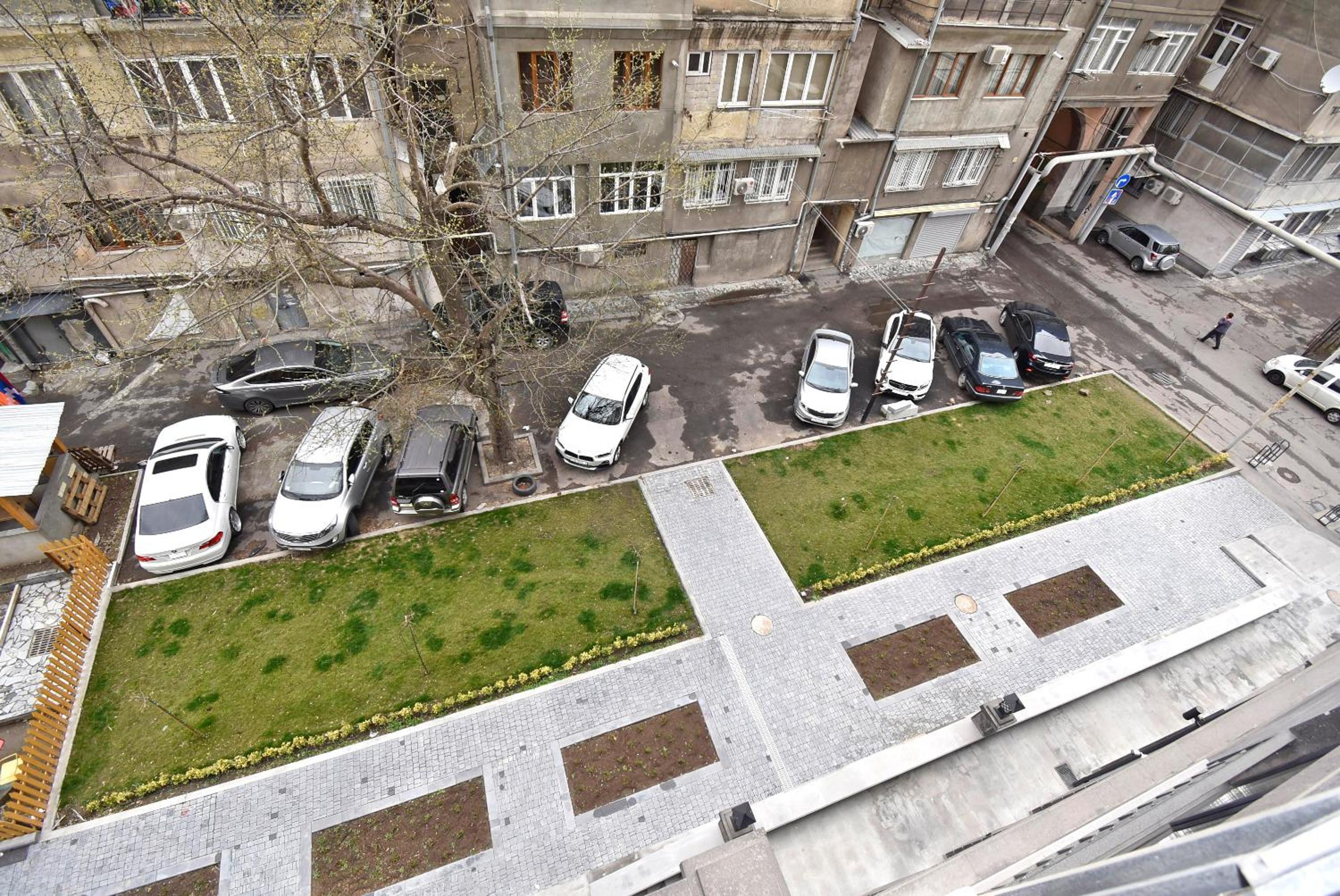 Home4you Apartments on Koghbatsi