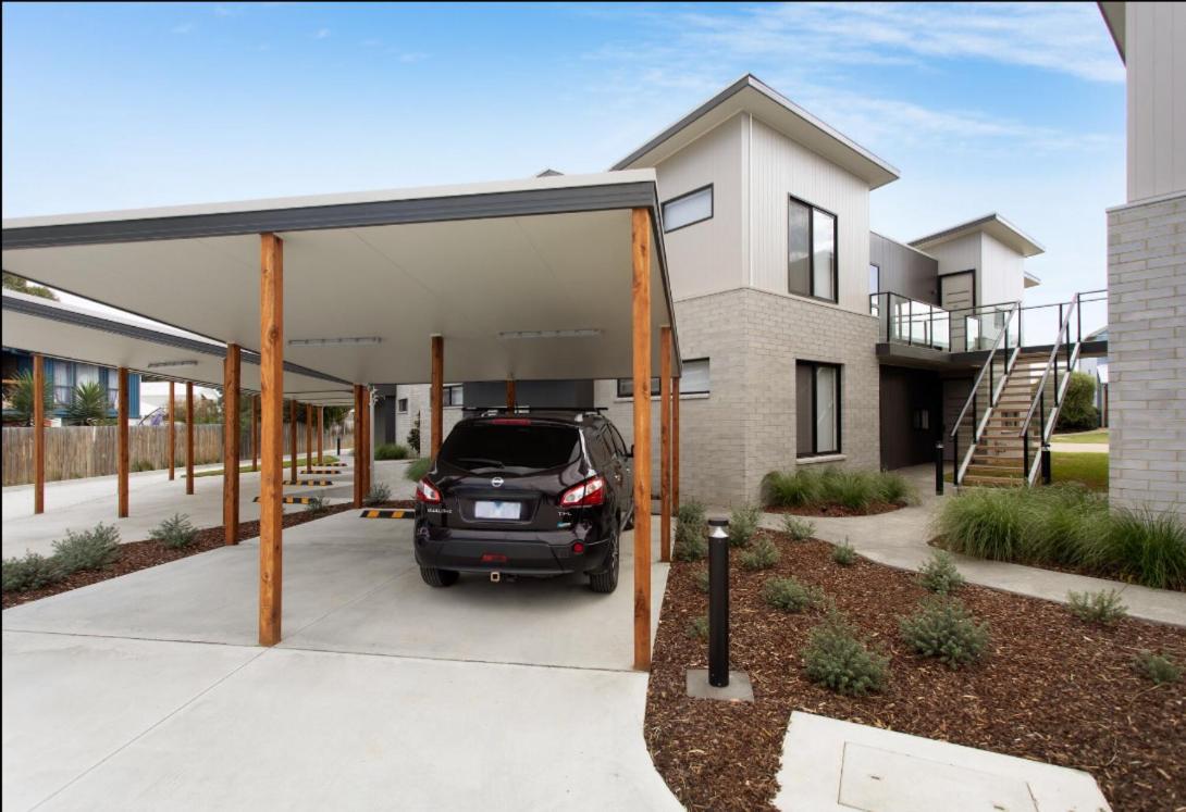 Captains Cove Ground Floor Luxury Apartments