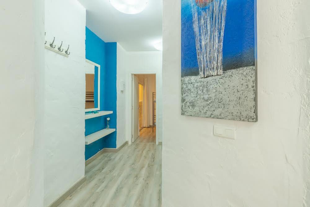 Beautiful flat with balcony and wifi in Málaga Center