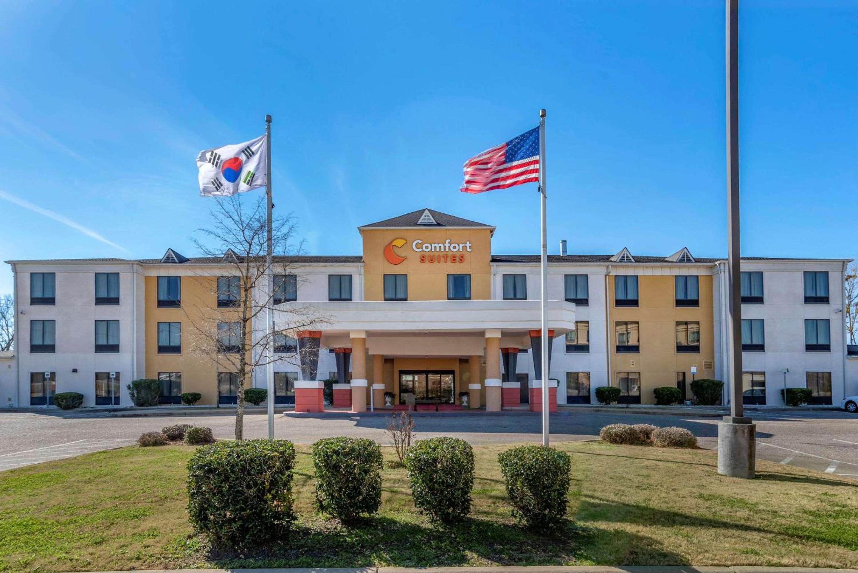 Montgomery Vacations - Comfort Suites Airport South - Property Image 19
