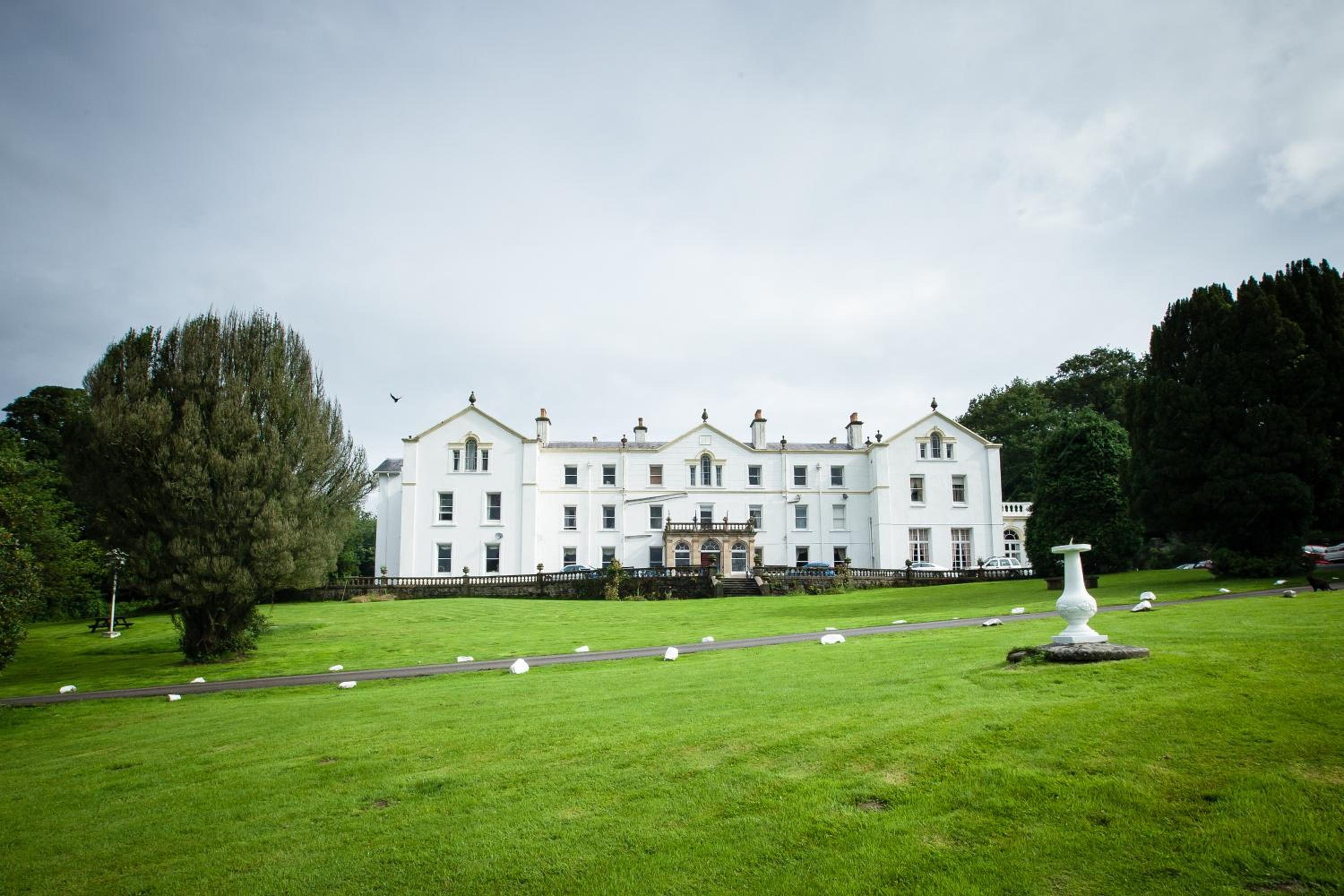 Court Colman Manor