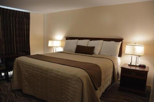 Liberty Inn Old Saybrook view 2
