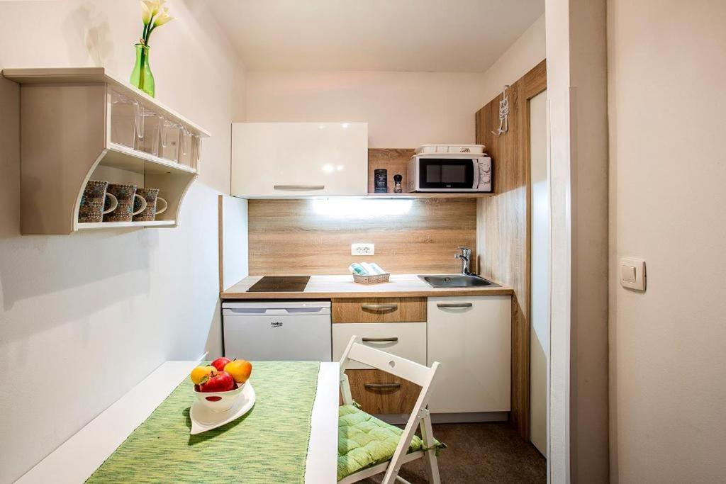 7thMill Apartments view 2