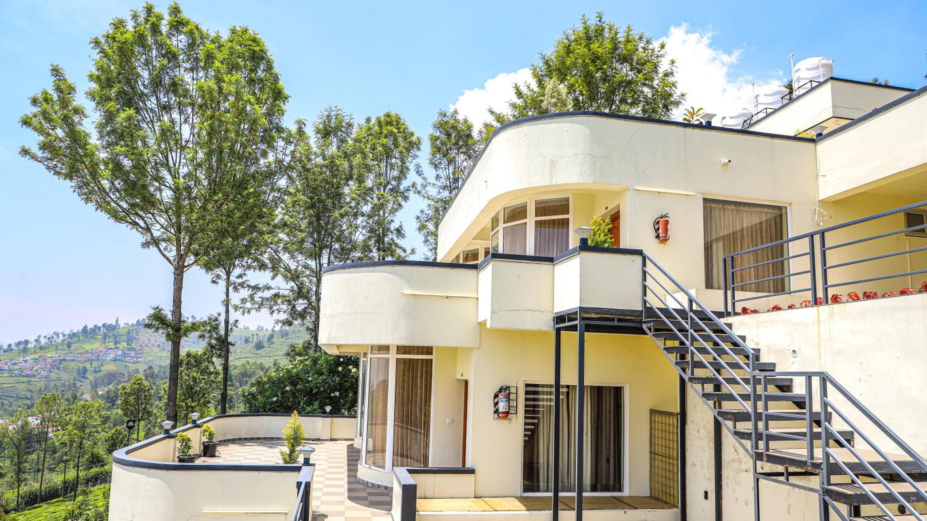 Aira Residency Kothagiri by Lexstays view 5
