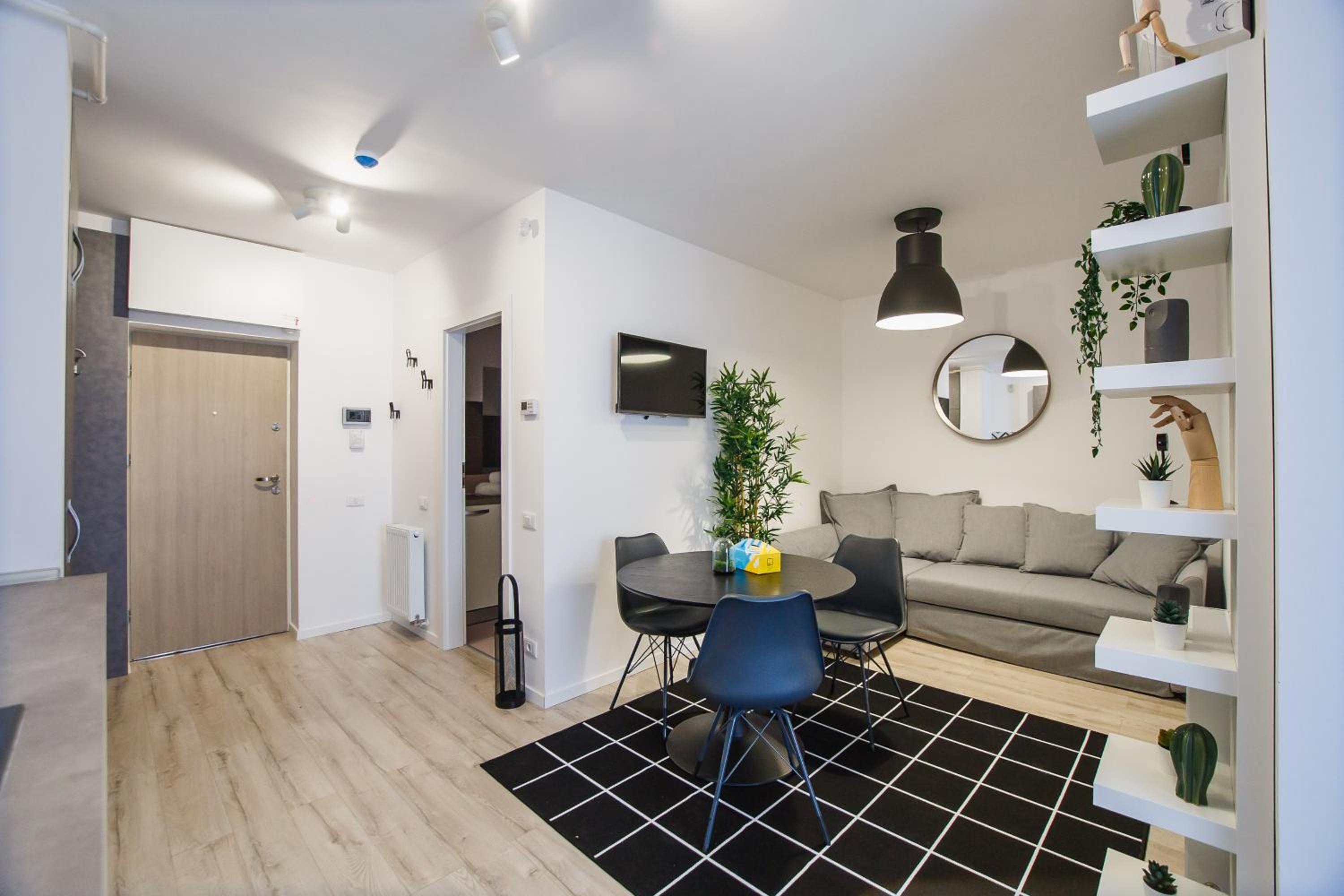 Trendy Apartment near City Center view 5