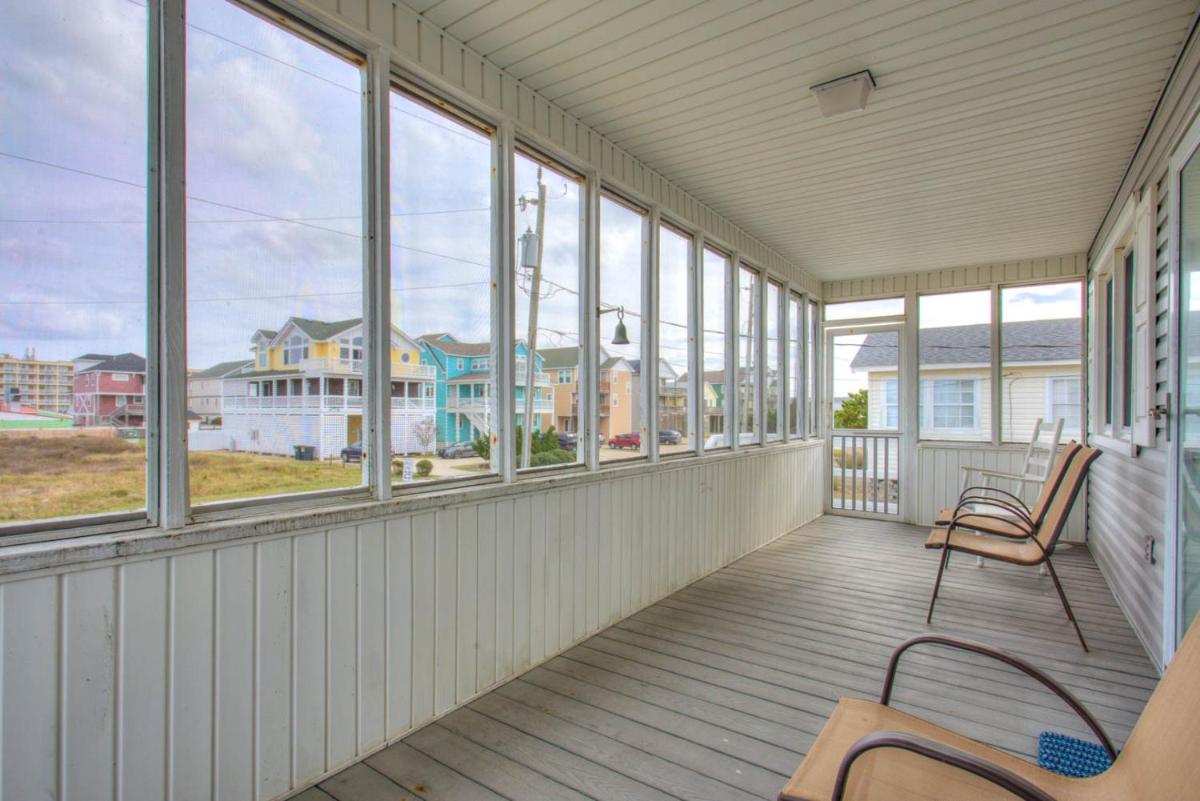 5200 Seaside 5 Min Walk to Beach view 3