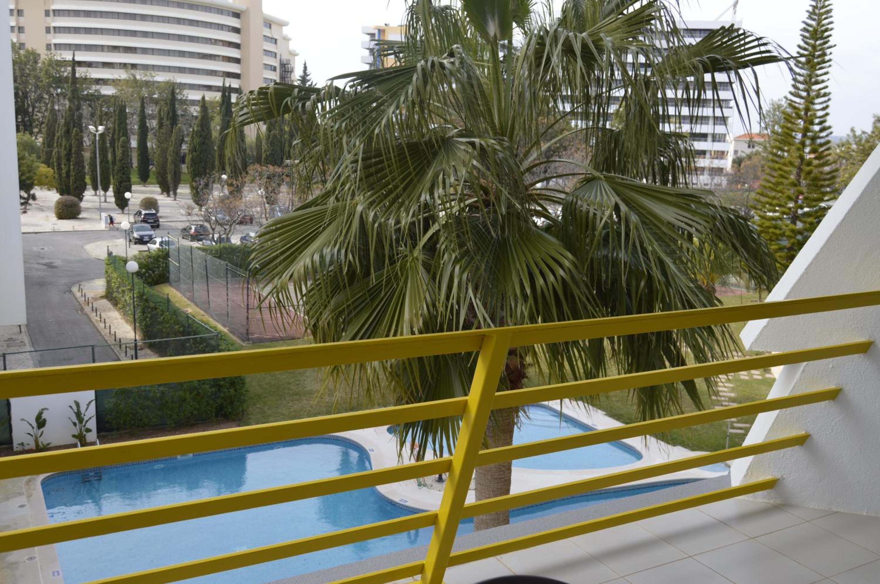 Apartamento próximo da Marina Vilamoura c/piscina e estacionamento view 4