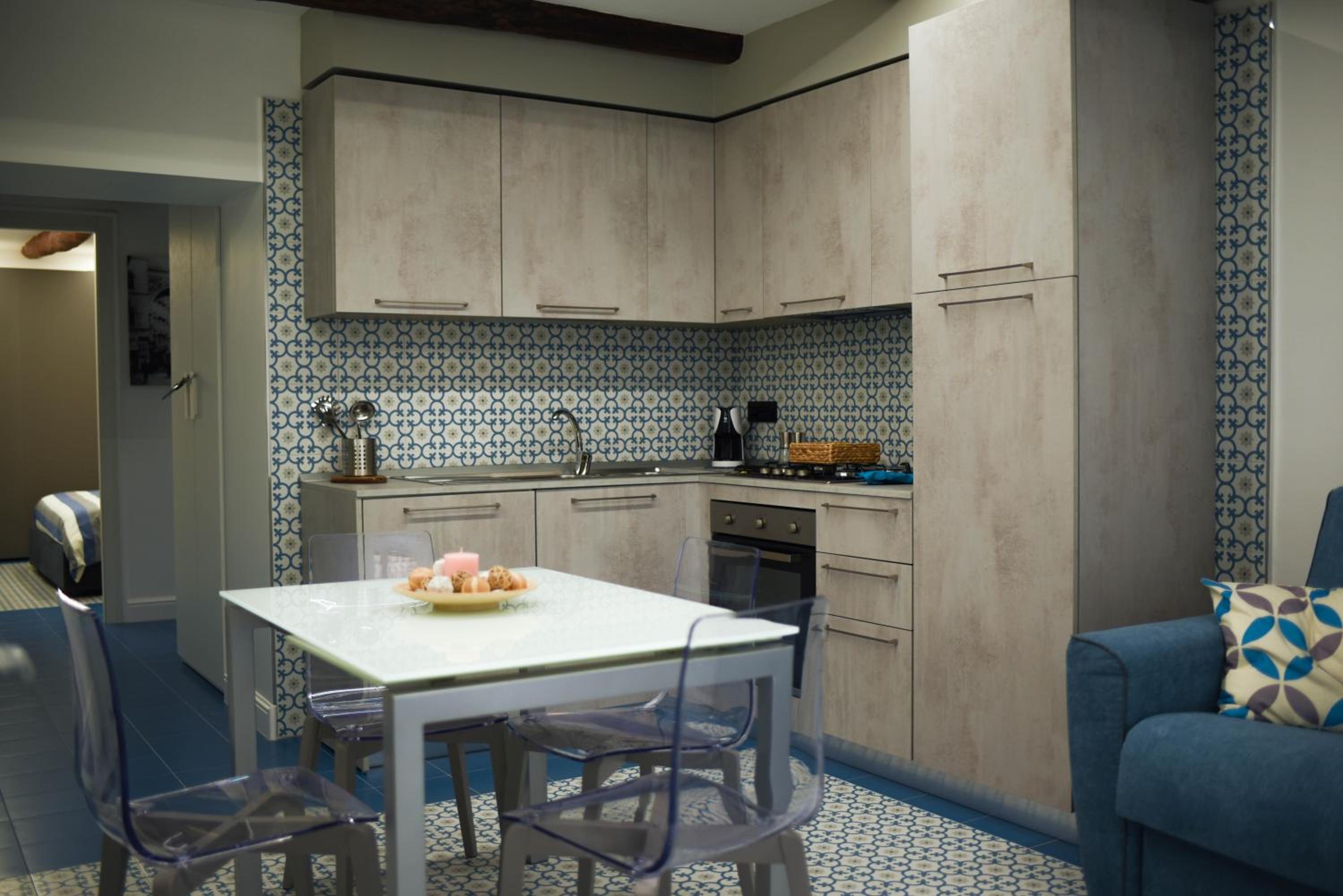 Chiaja Lux House