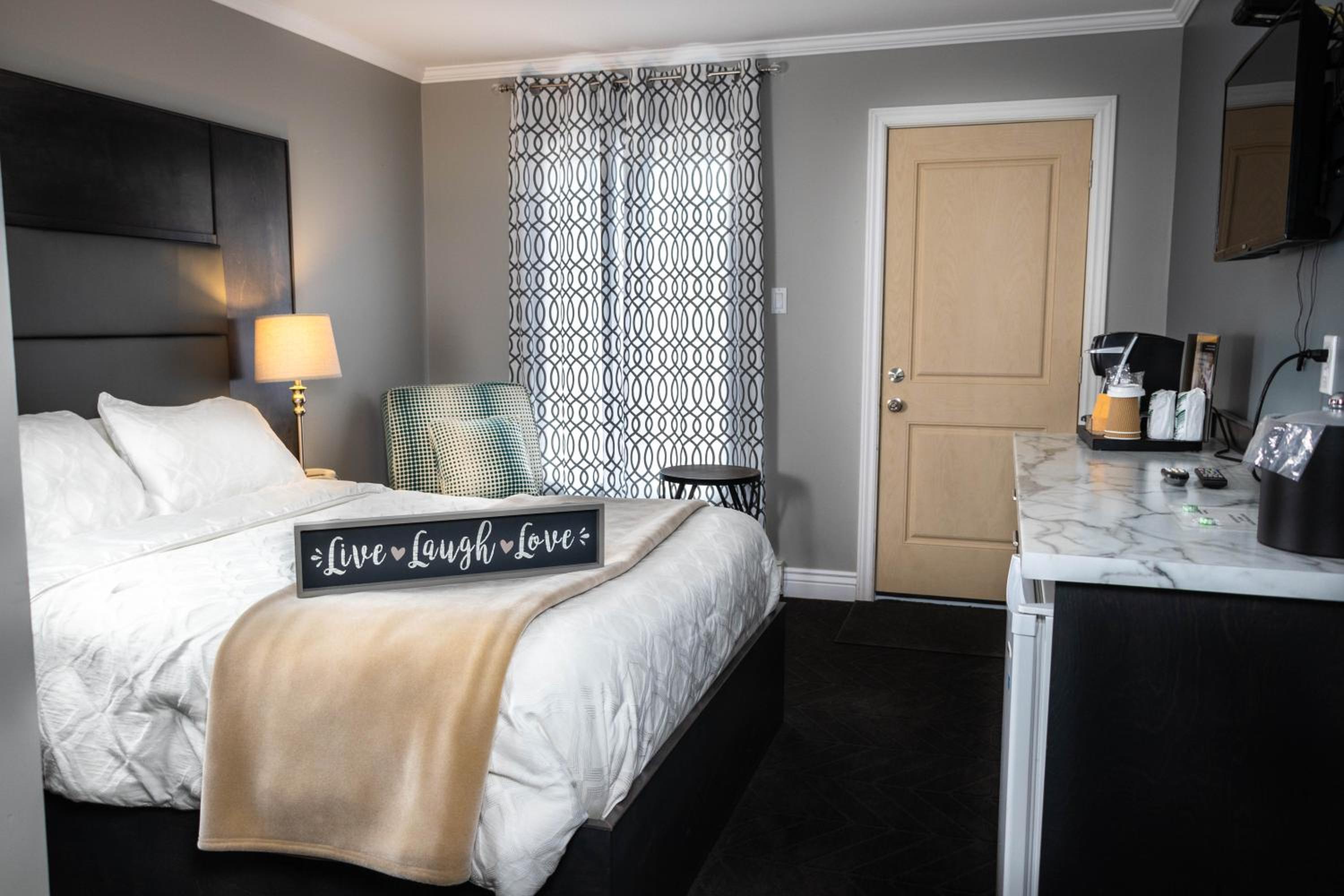 Newfound Inn & Suites