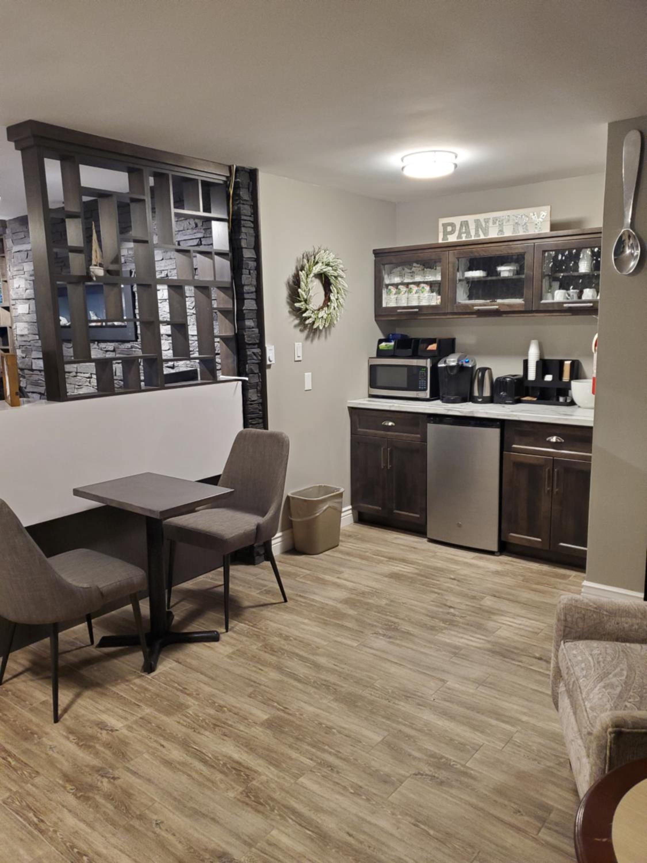 Newfound Inn & Suites