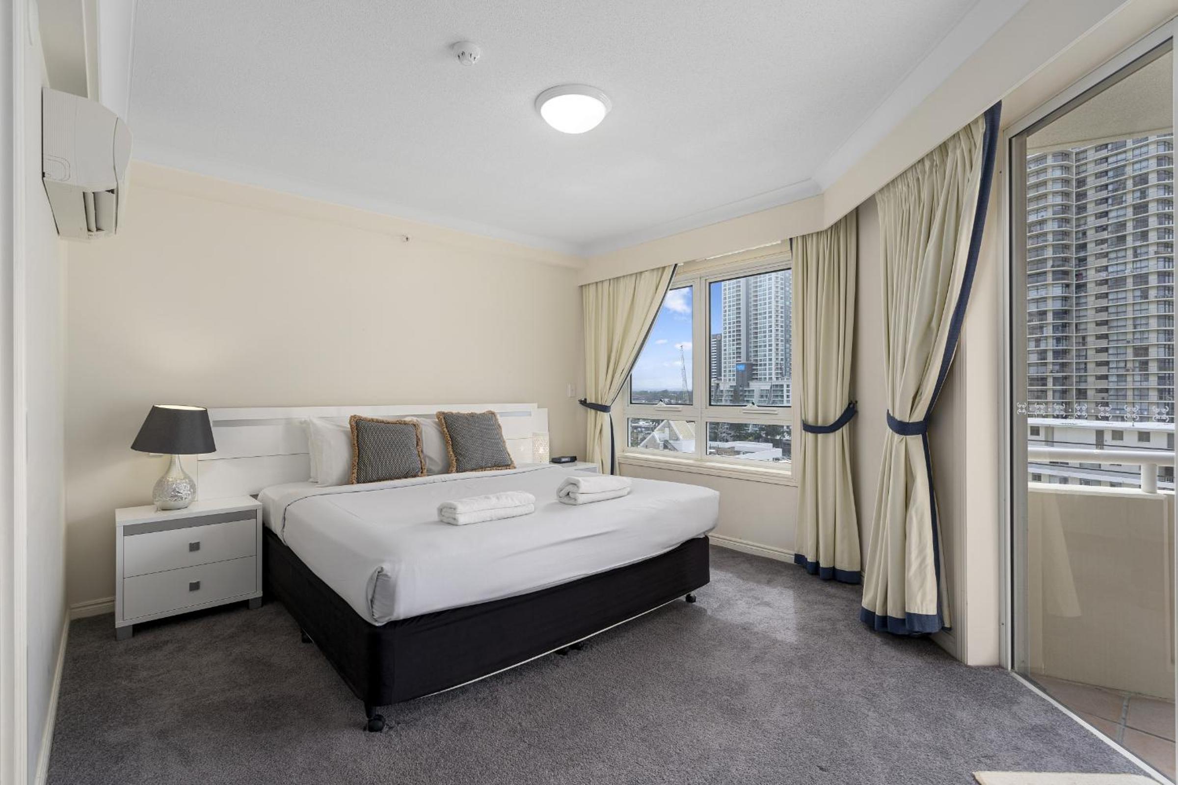 Moroccan Resort - HR Surfers Paradise
