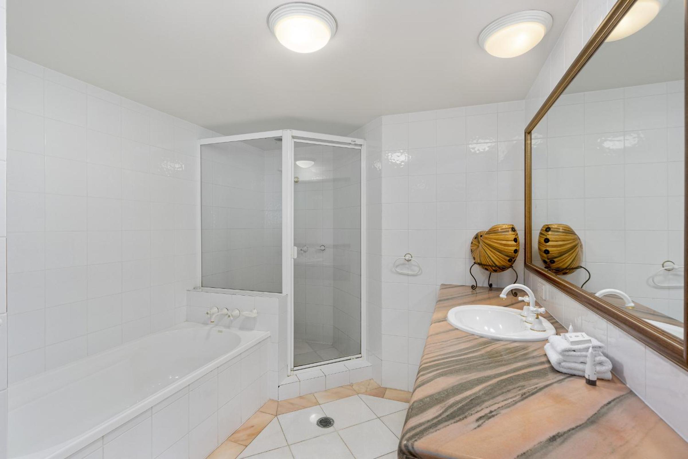 Moroccan Resort - HR Surfers Paradise