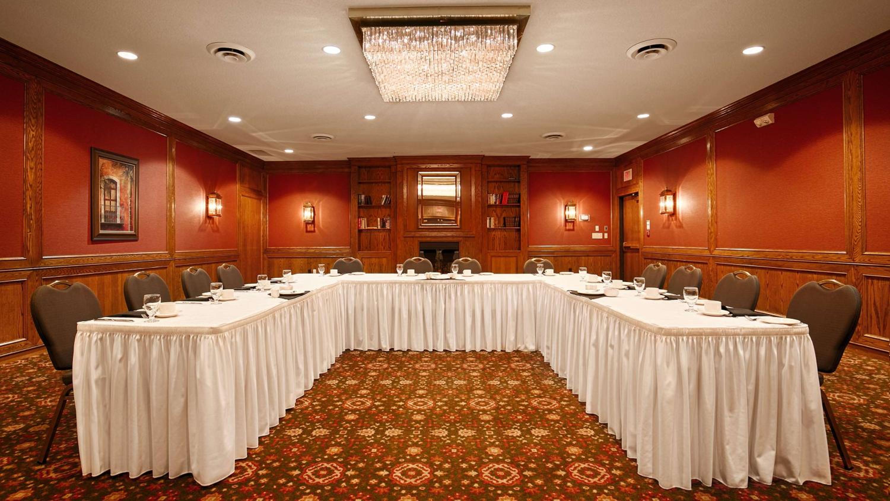 Sarnia Vacations - Best Western Plus Guildwood Inn - Property Image 5