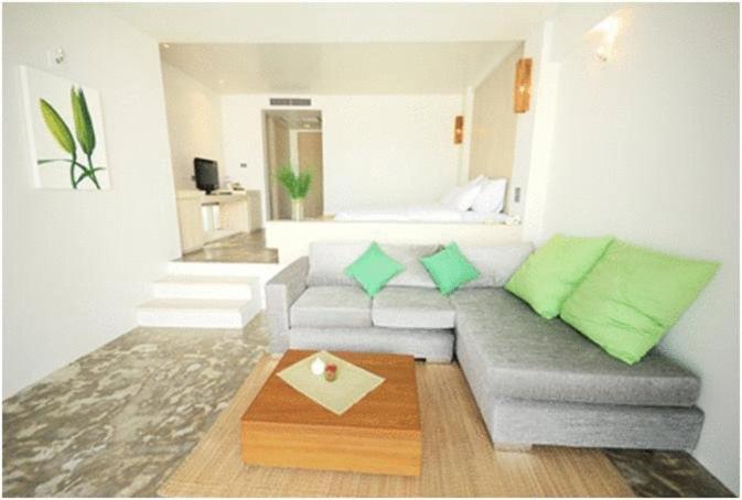 Bari Lamai Resort