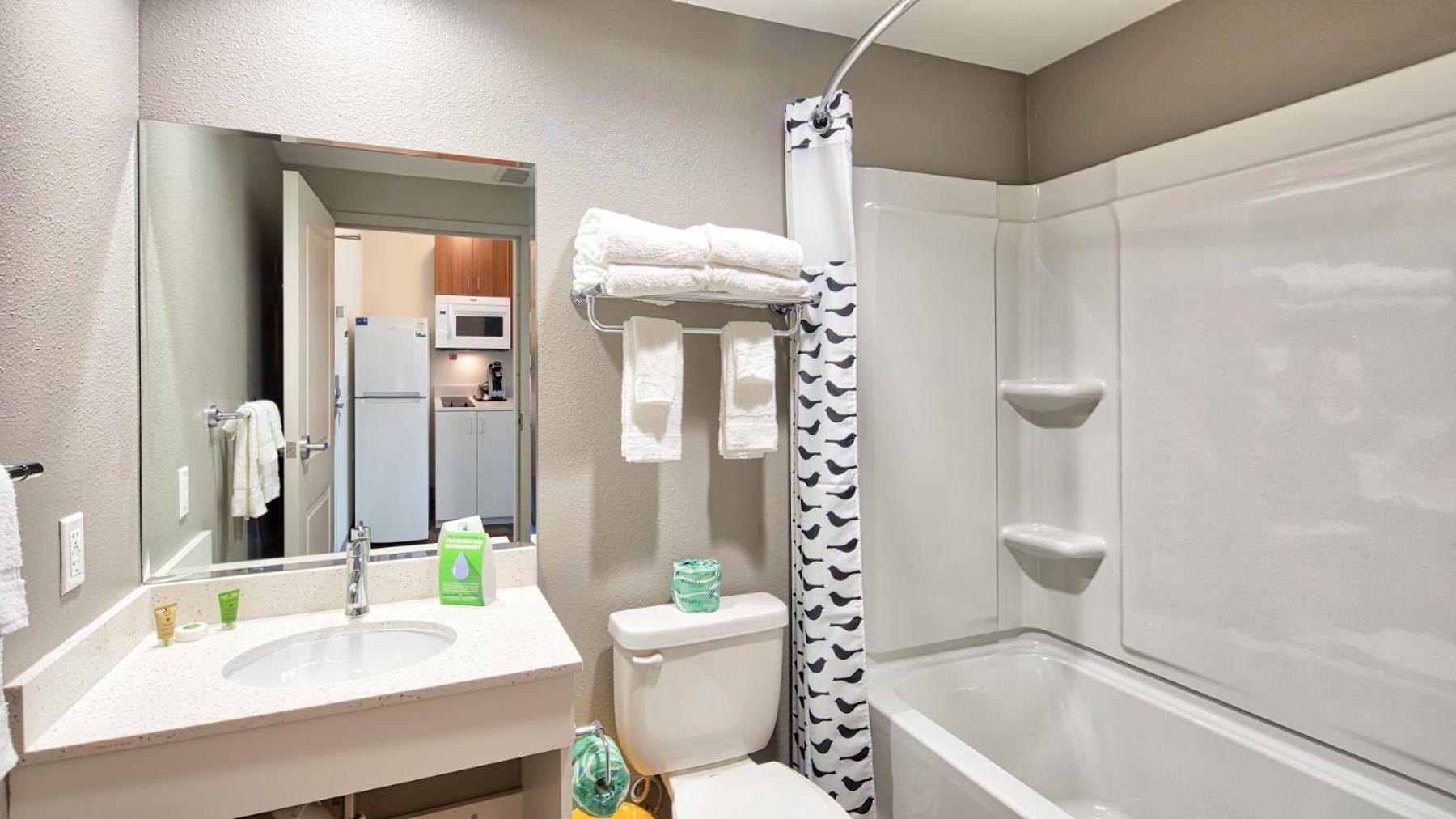 Smyrna Vacations - Uptown Suites Extended Stay Nashville TN - Smyrna - Property Image 4