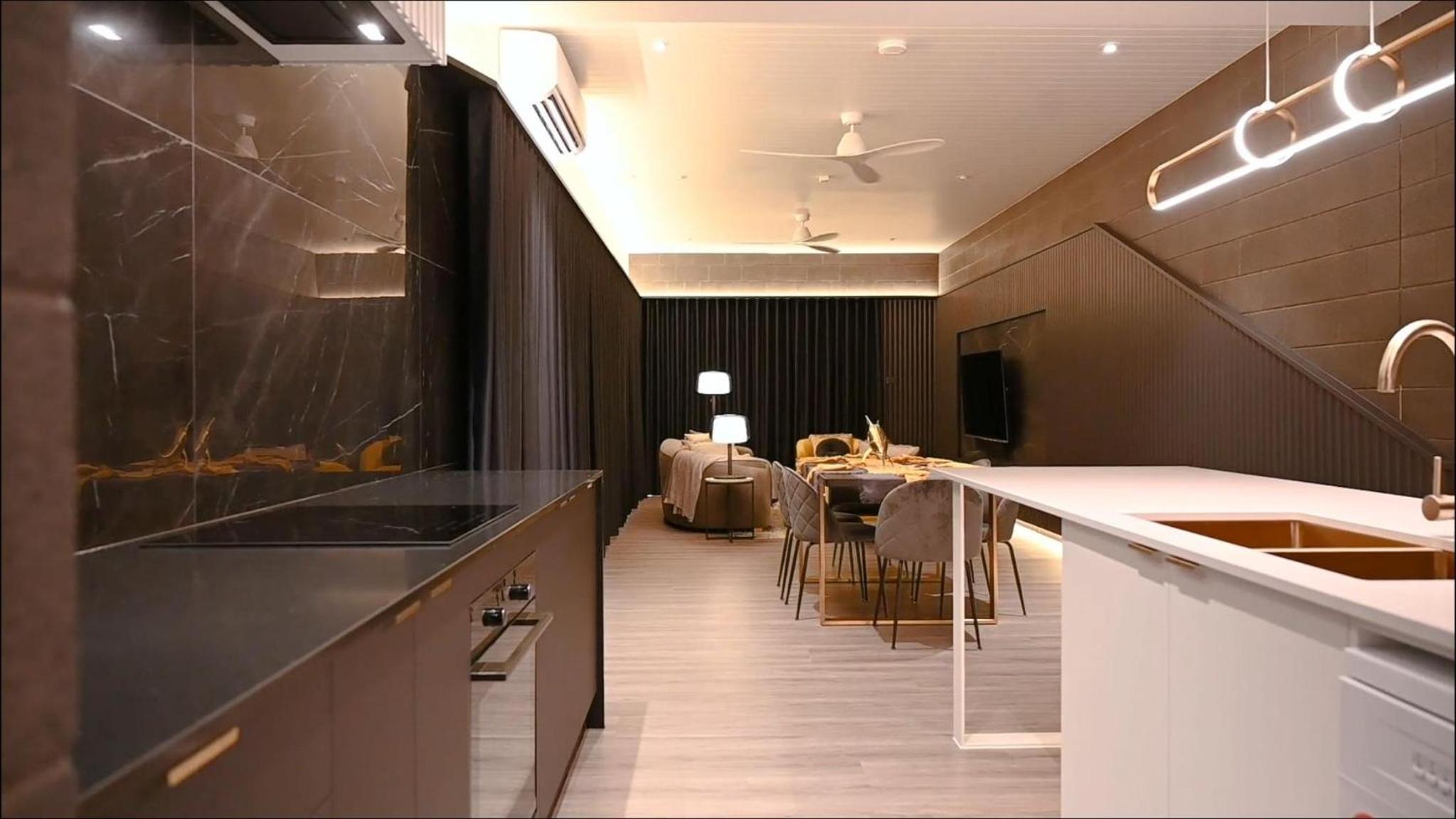 Dacha on Maggie No#1 OPULENT AND LUXURIOUS
