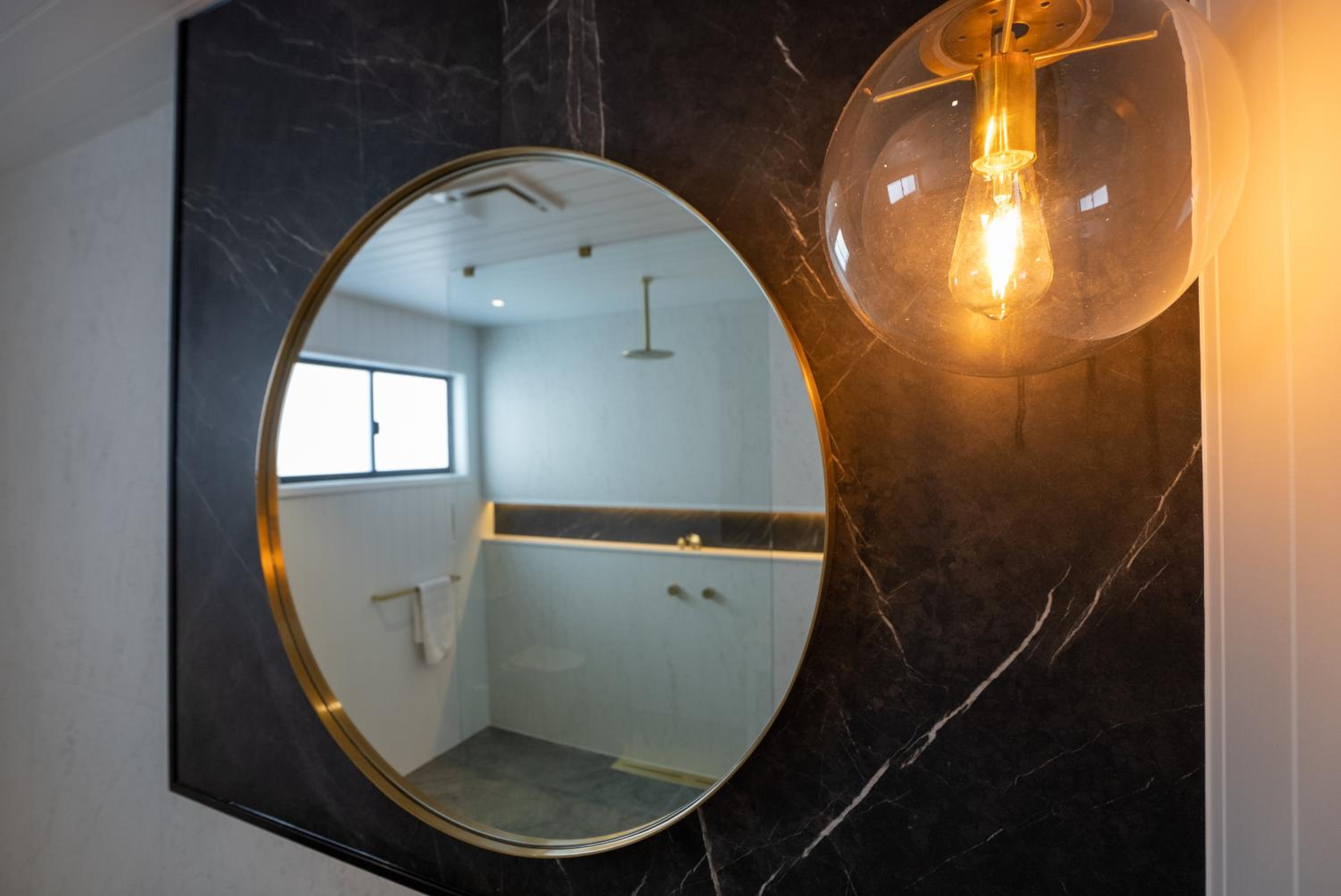 Dacha on Maggie No#1 OPULENT AND LUXURIOUS