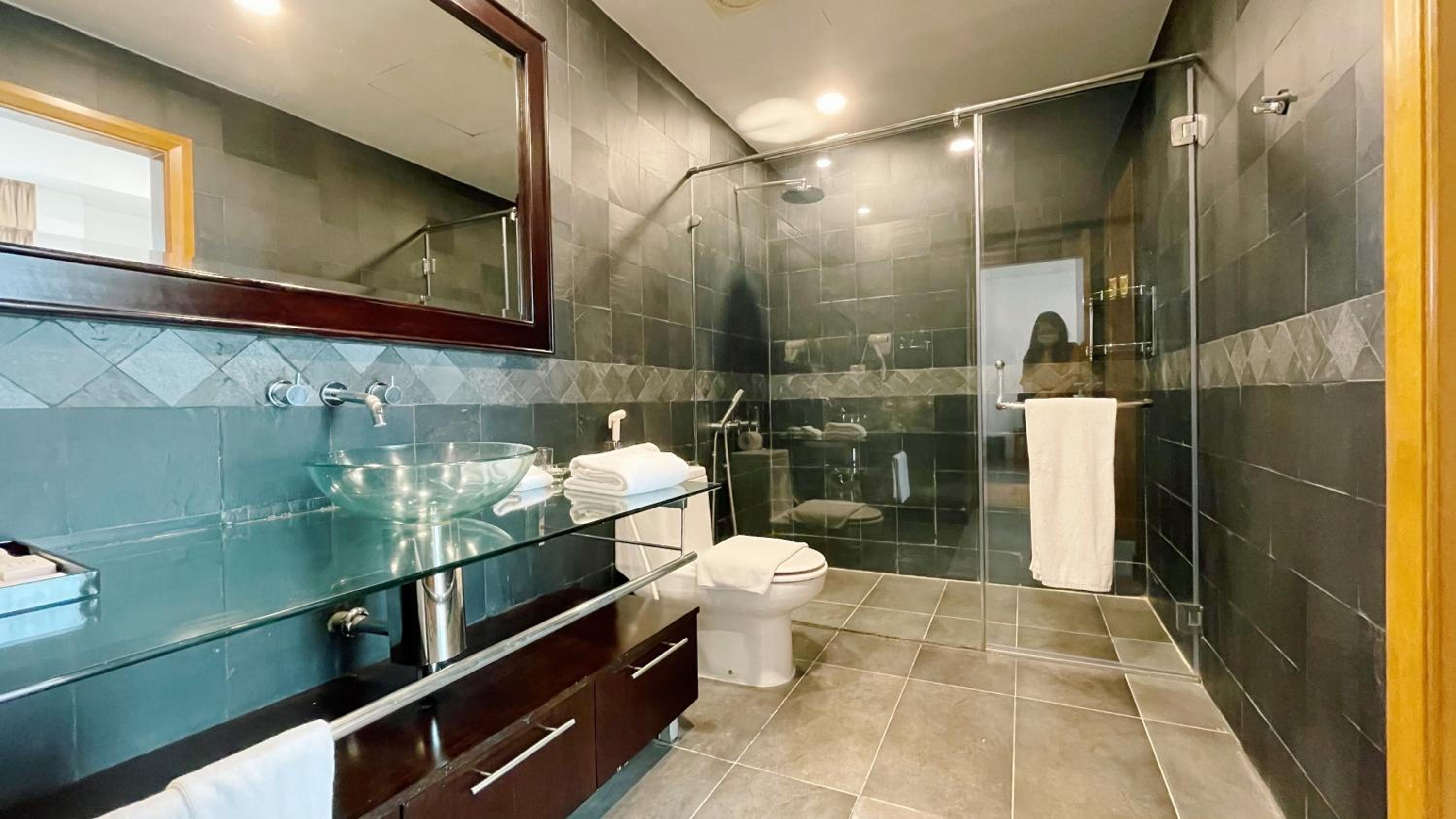 Pacific Place Serviced Apartment