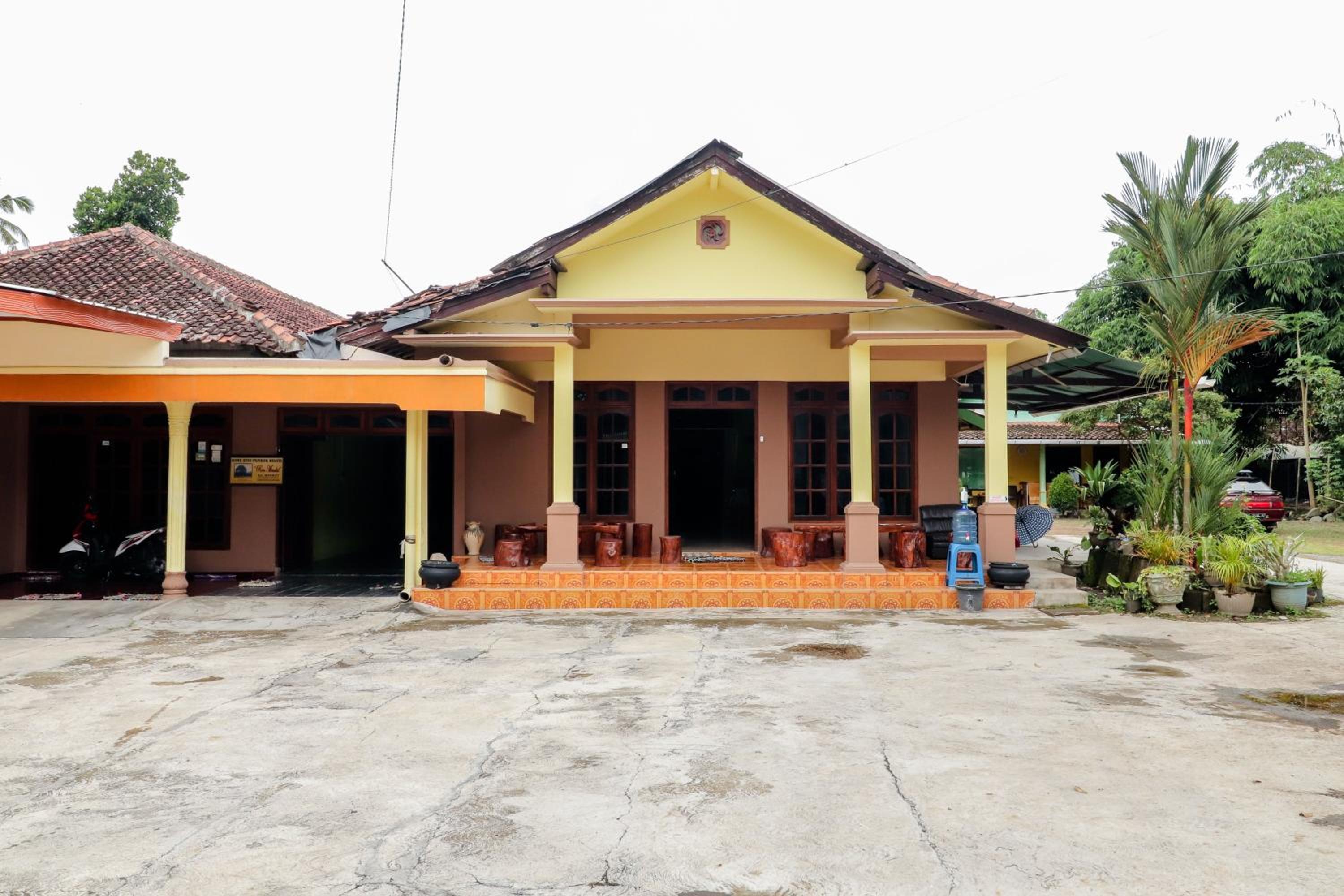 Penginapan Roro Mendut Syariah
