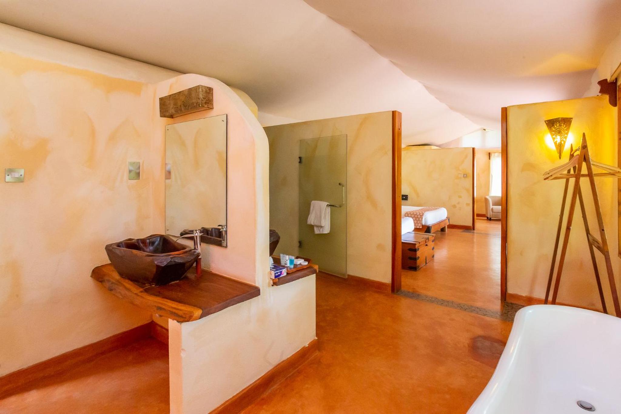 PrideInn Mara Camp & Cottages