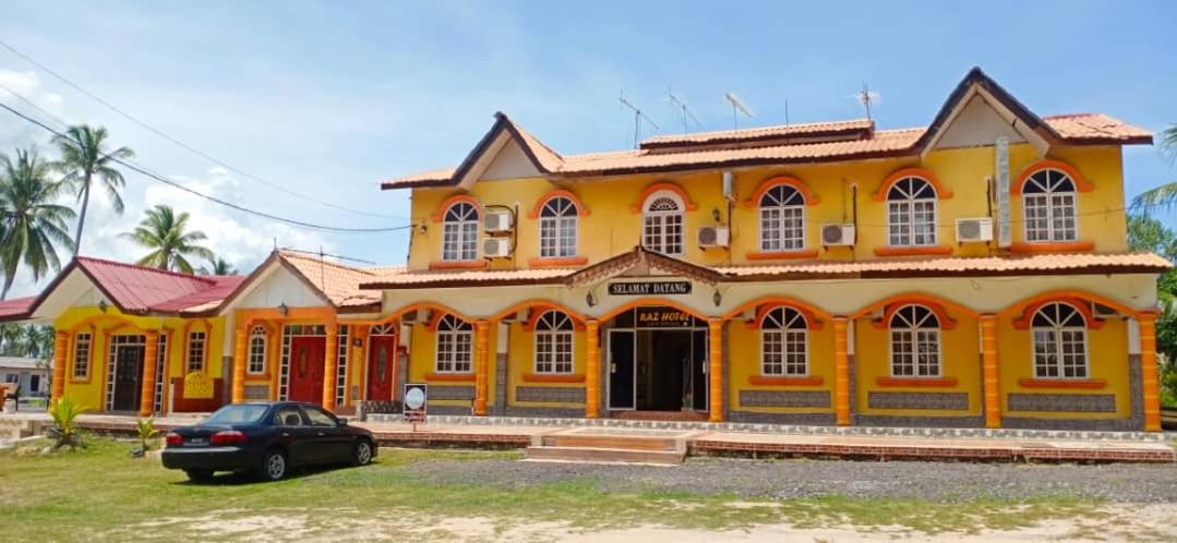 RAZ HOTEL PANTAI PERANGINAN KELULUT photo 1