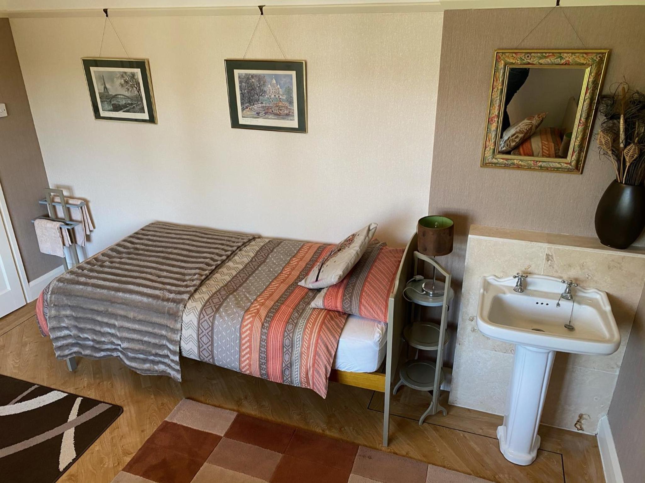 Orchard Side Bed and Breakfast