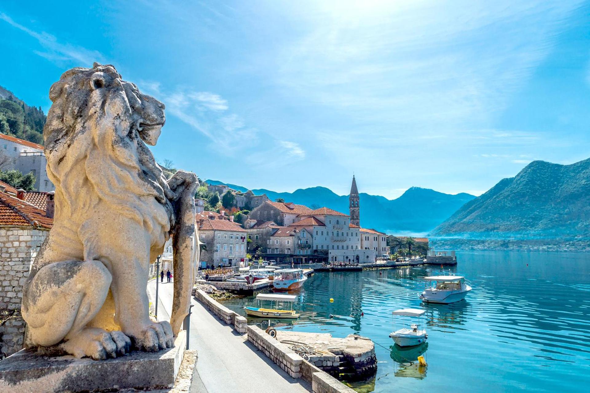 Luxury Villa Anna with private pool & Jet pool near Dubrovnik