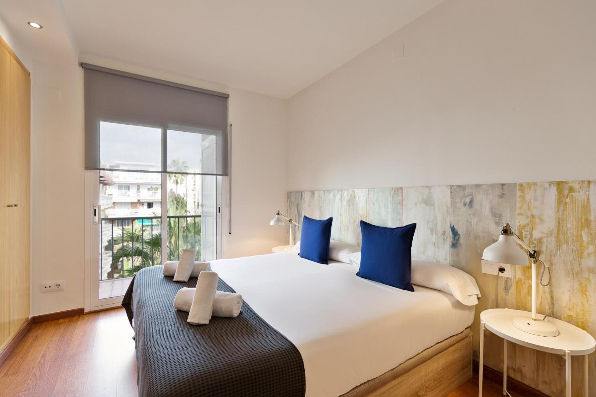 Sitges Group Beach Dreams