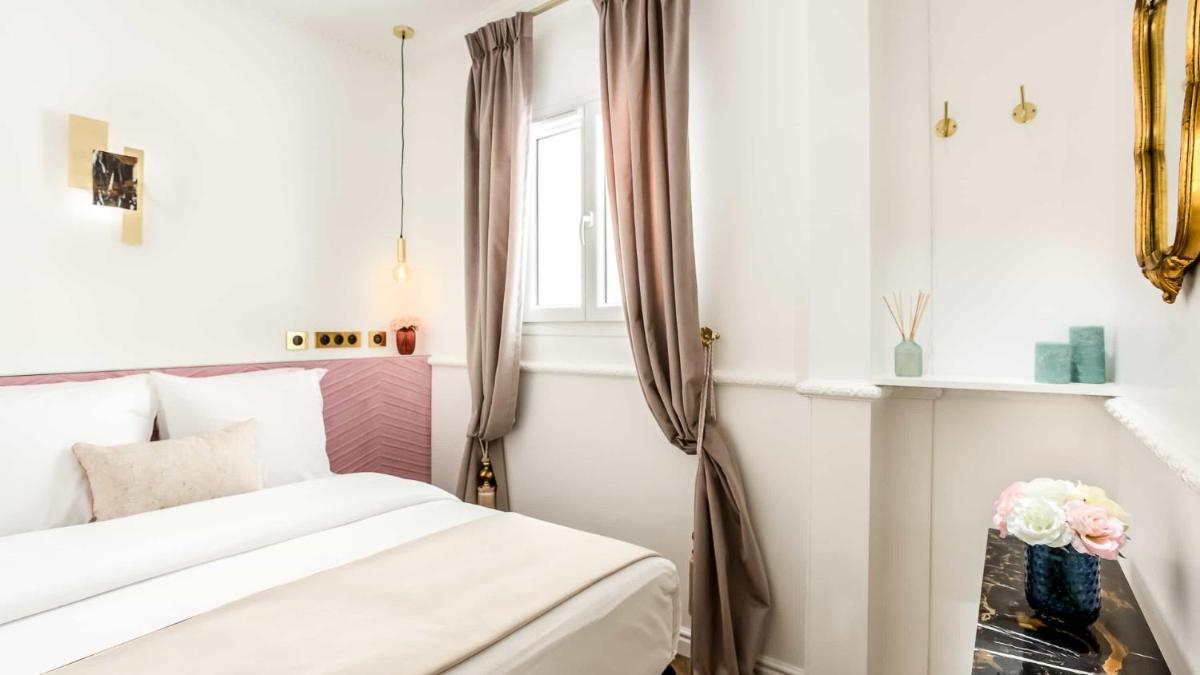 Luxury 4 bedroom 3 bathroom Aristocratic apartment - Louvre