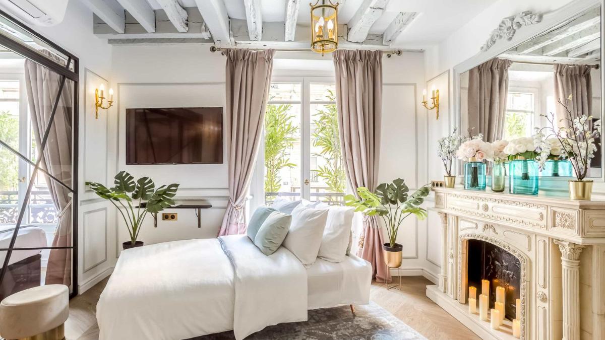 Luxury 4 bedroom 3 bathroom Aristocratic apartment - Louvre