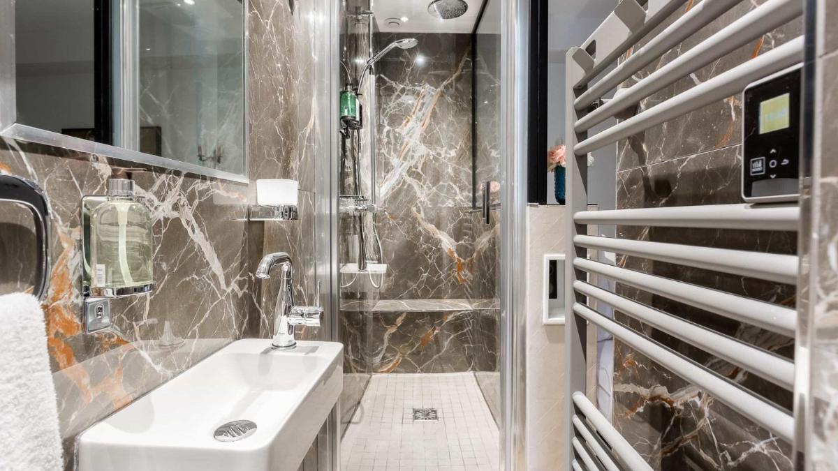 Luxury 4 bedroom 3 bathroom Aristocratic apartment - Louvre