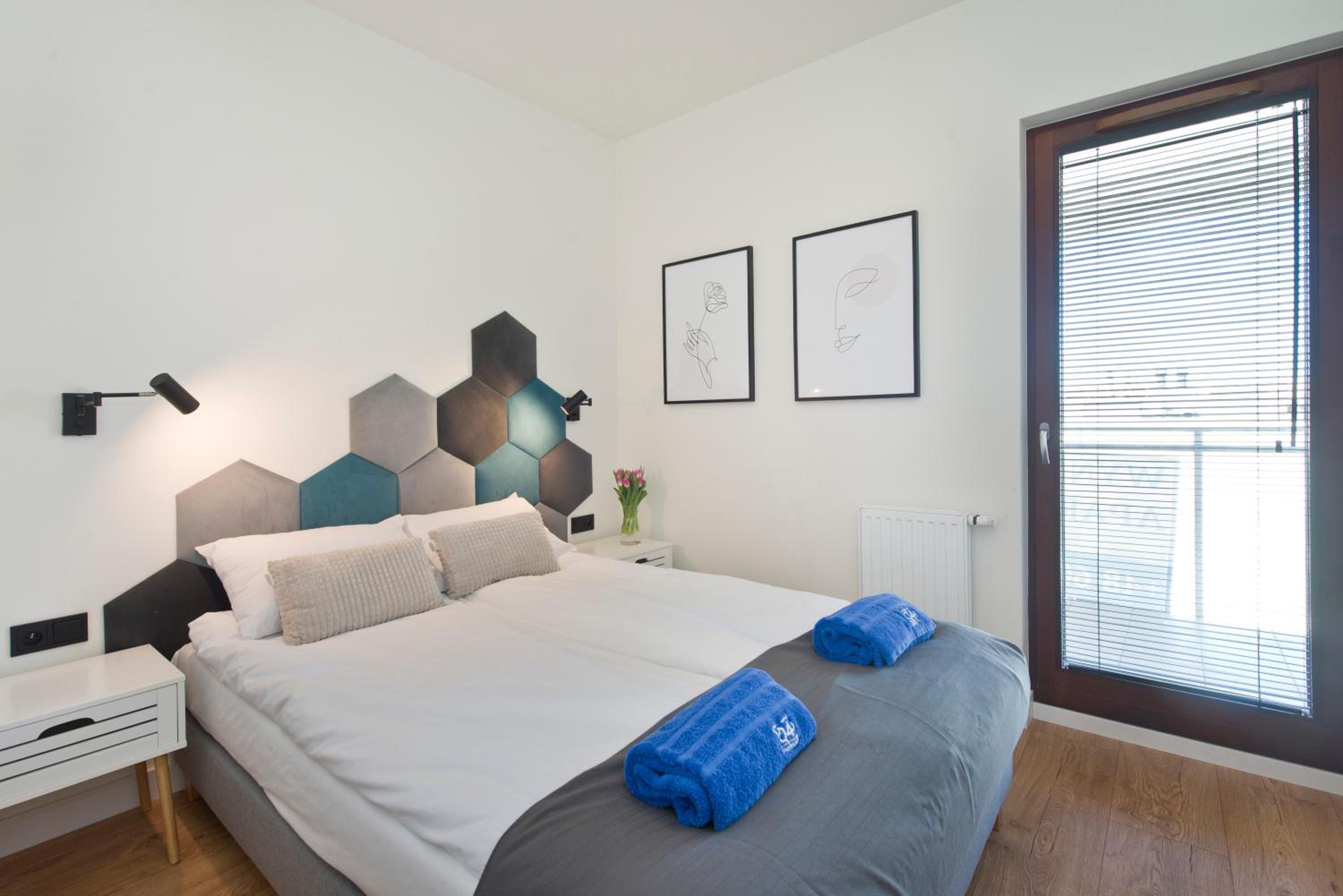 AURA Gdansk by Q4Apartments view 2