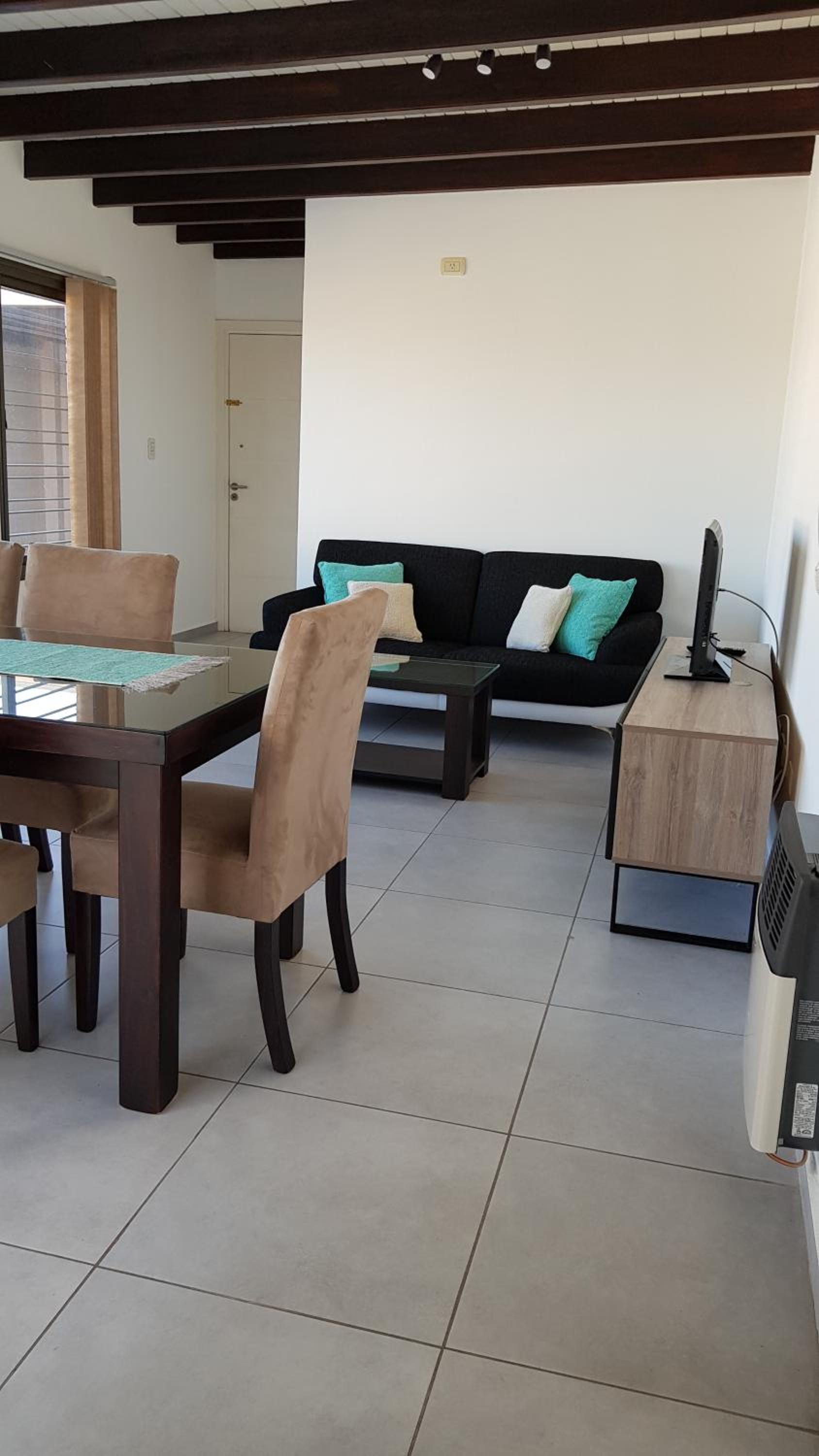 Apartamento Deluxe Senderos del Vino I, con cochera incluida, Desayuno opcional